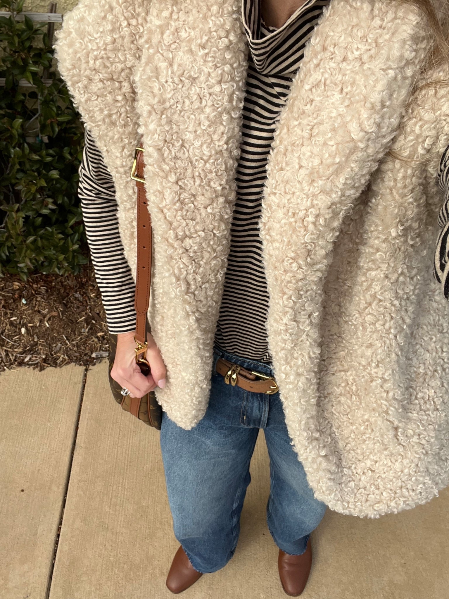 Sherpa vest women’s vest winter look girls day look striped turtleneck suede belt mom style 

#LTKootd