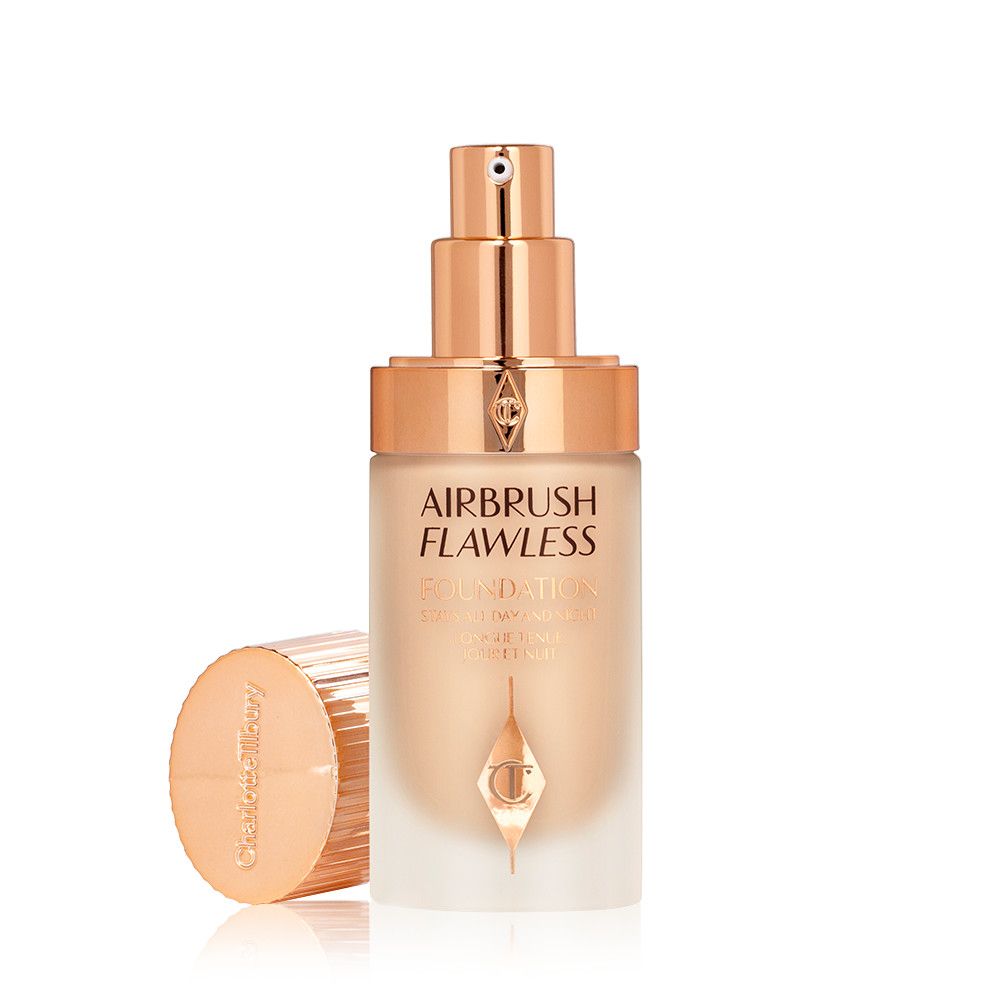 Airbrush Flawless Foundation: Full Coverage Foundation - Shade 5.5 Neutral | Charlotte Tilbury | Charlotte Tilbury (US)