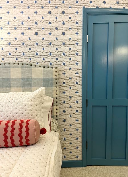 Grandmillennial star wallpaper bedroom decor red accent pillow bolster 

#LTKhome