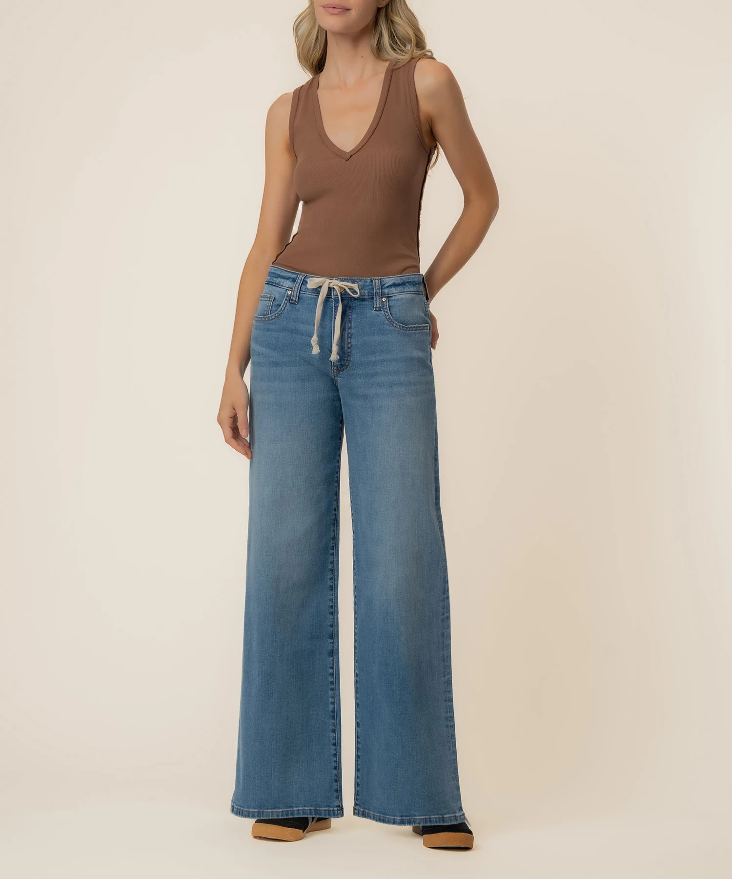 Maya High Rise Wide Leg in Protect Wash - Kut from the Kloth | Kut From Kloth