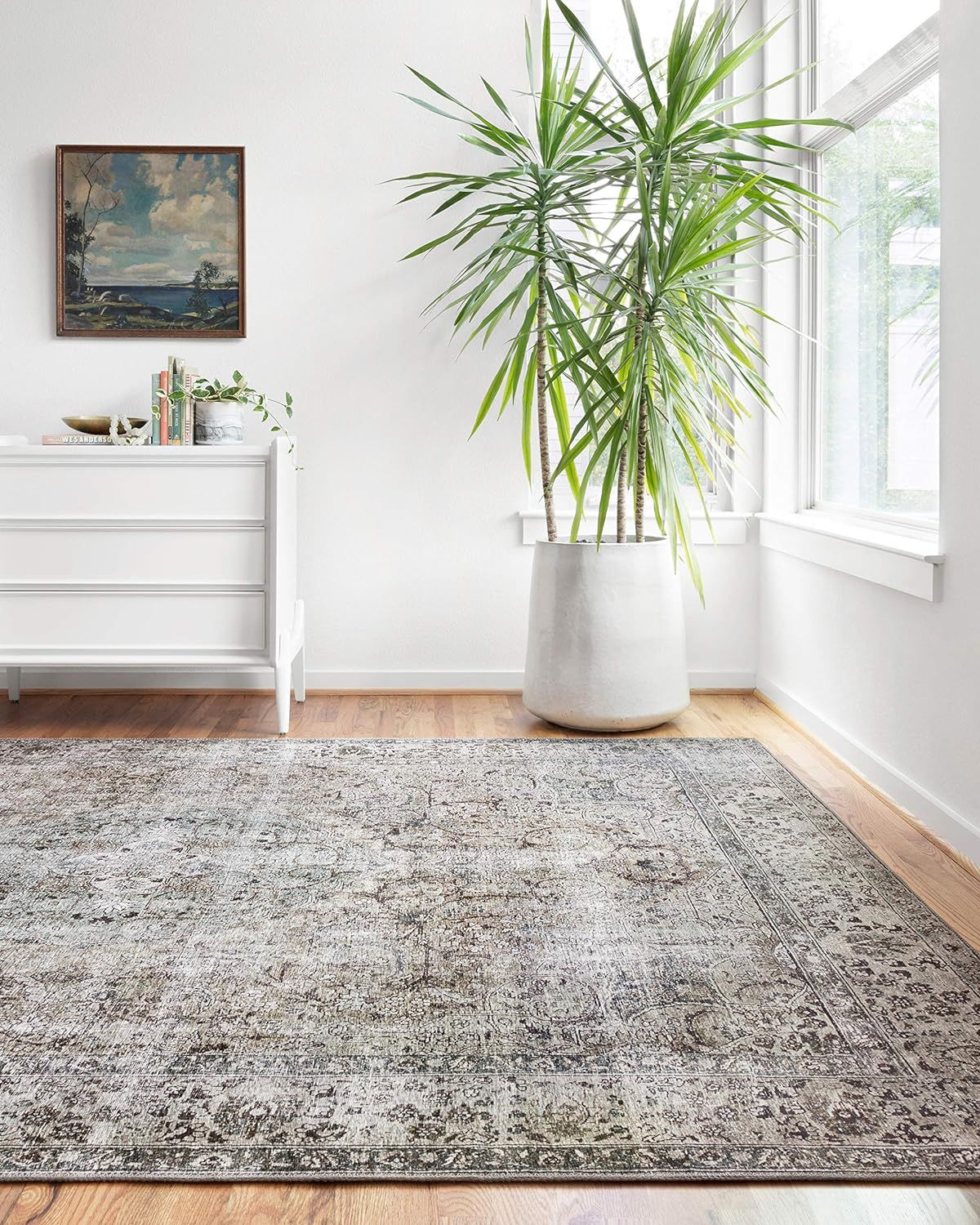 Amazon.com: Loloi II Layla Collection LAY-06 Taupe / Stone, Traditional 2'-0" x 5'-0" Accent Rug | Amazon (US)
