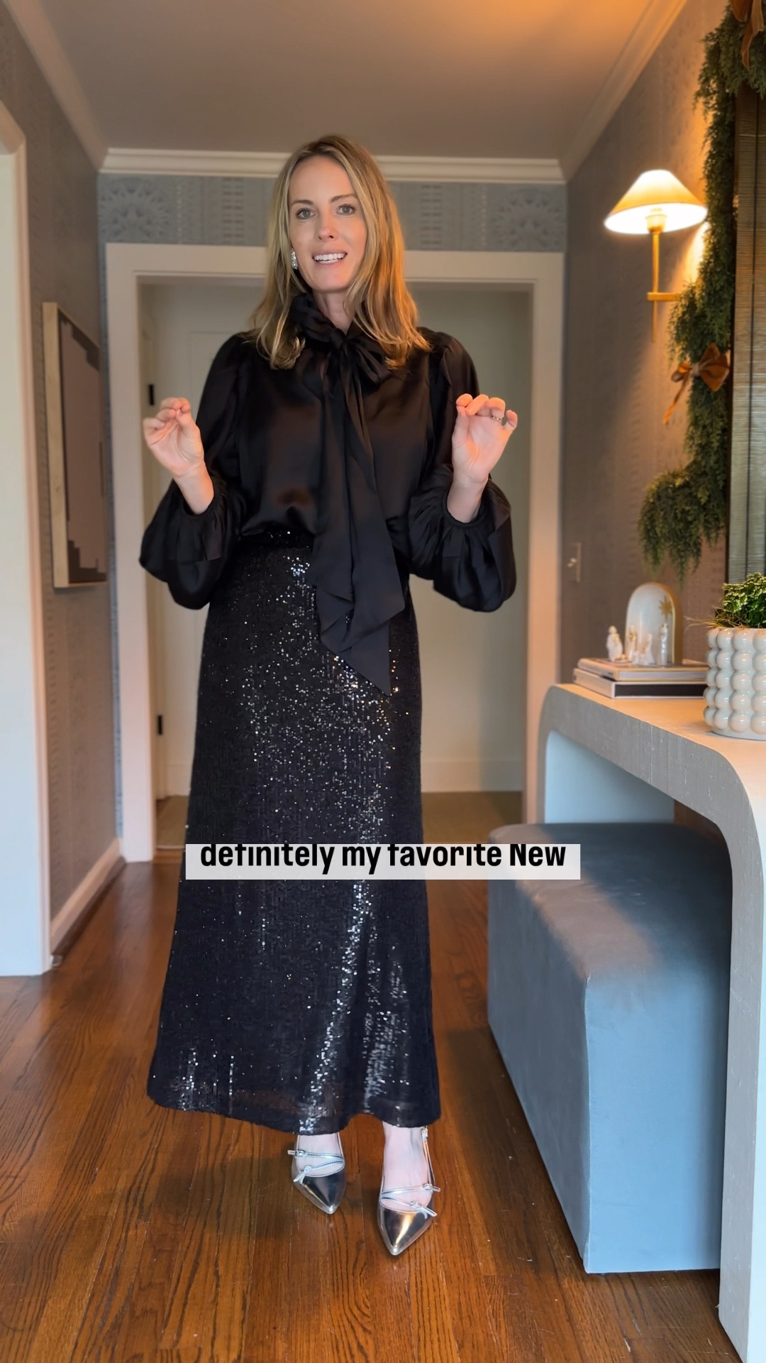 10/10 Amazon look! Size smalls. You will love this top for post holiday as well. ✨

#LTKFindsUnder100 #LTKParties #LTKHoliday