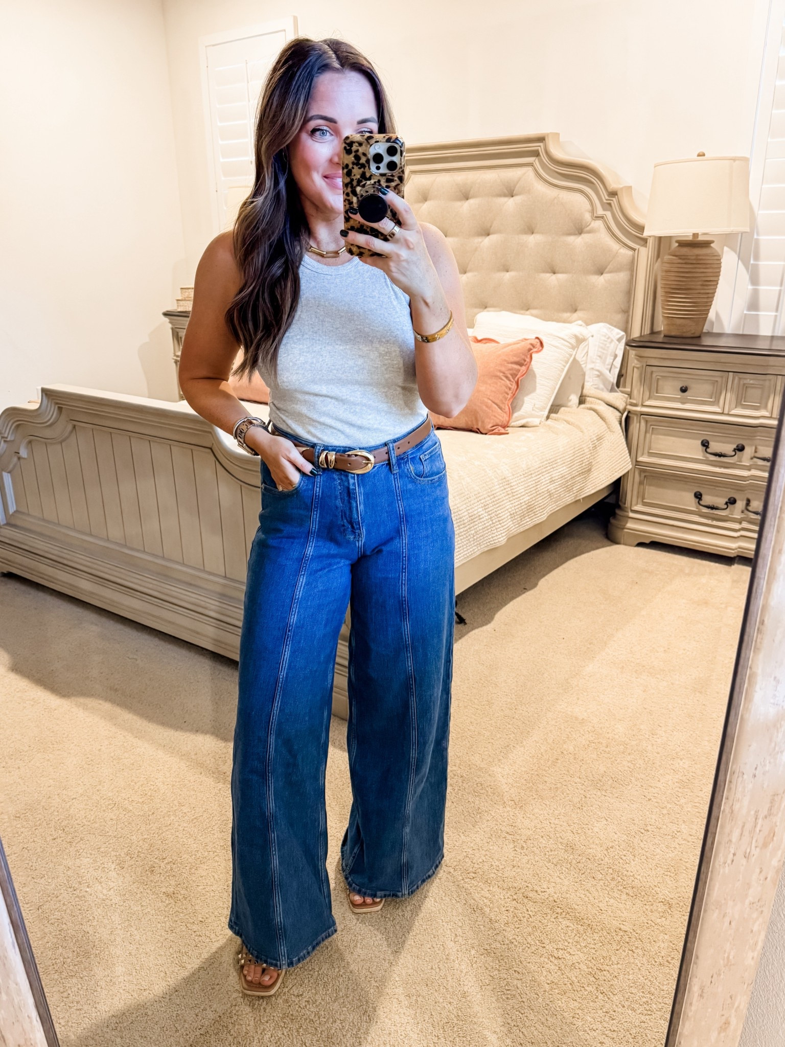 Tank - M, Denim - 28 (tts) 
5’2” 145 lbs 
—
Amazon outfit | Amazon look | Amazon denim | Amazon tank top | Bra tank top | Amazon The Drop | The Drop denim | Affordable denim | Wide leg denim 