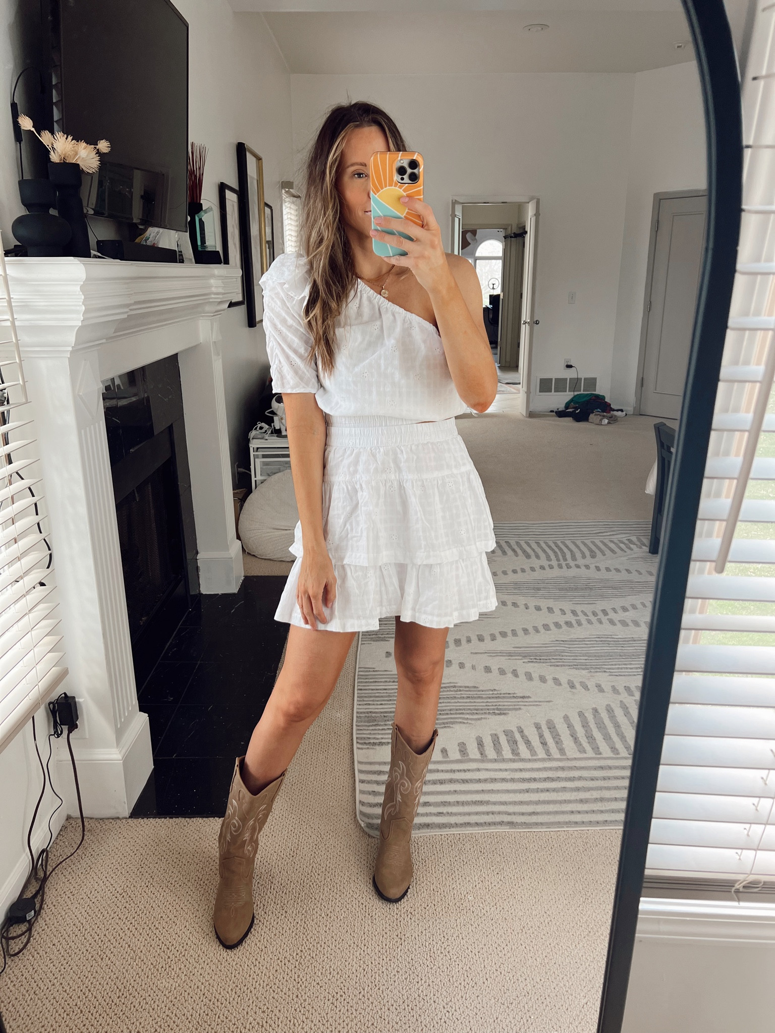 white dress with boots Gisella How to Wear White Boots: