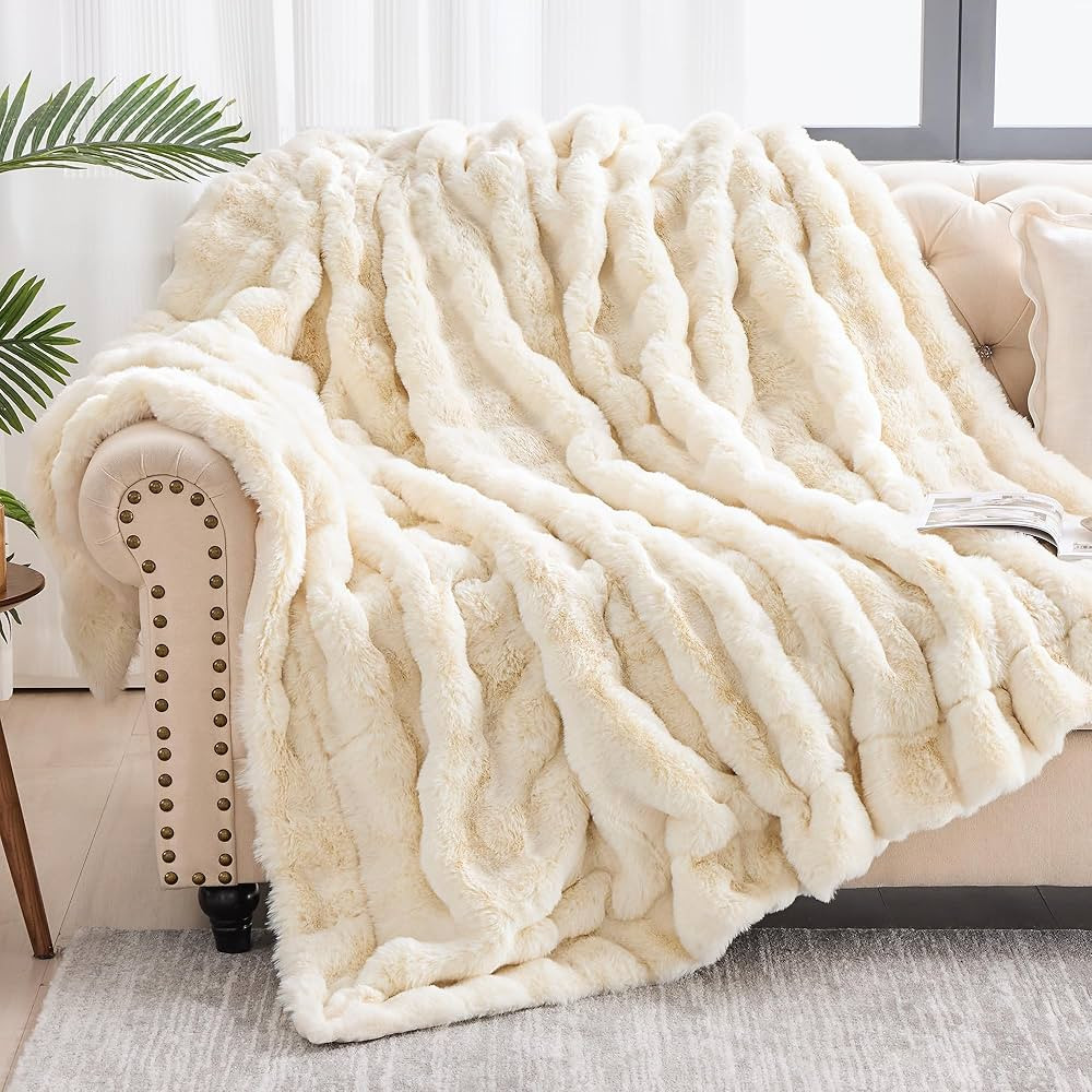 Fluffy Faux Fur Throw Blanket for Couch, Ultra-Soft Plush Bubble Blanket, Warm Luxury Fuzzy Decor... | Amazon (US)