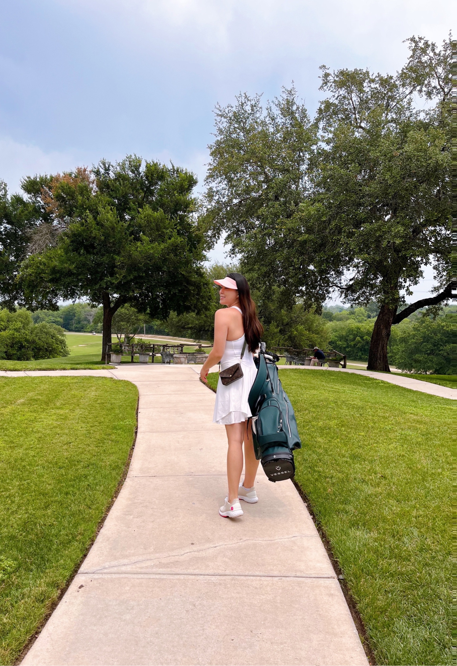 Never did I think I’d catch the golf bug, but here I am. 7 lessons in, a new golf wardrobe, and all the little accessories, I admit that my shoe game is better than my game game but we’re making improvements 🏌🏻‍♀️

#golf #golflife #golfoutfit #golfday #austinblogger #austin #golfcourse

#LTKFind #LTKstyletip #LTKfit