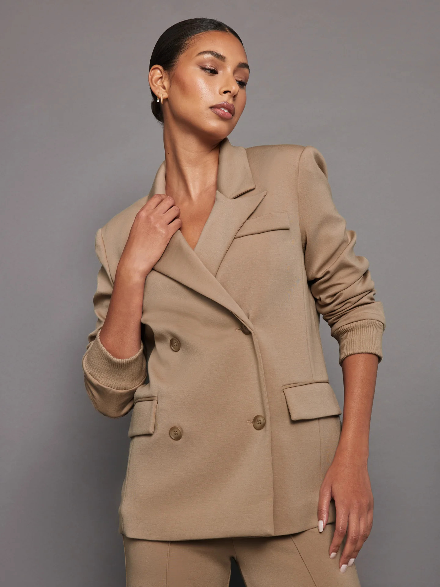Oversized Blazer with Cuffs - Beige | Carbon38