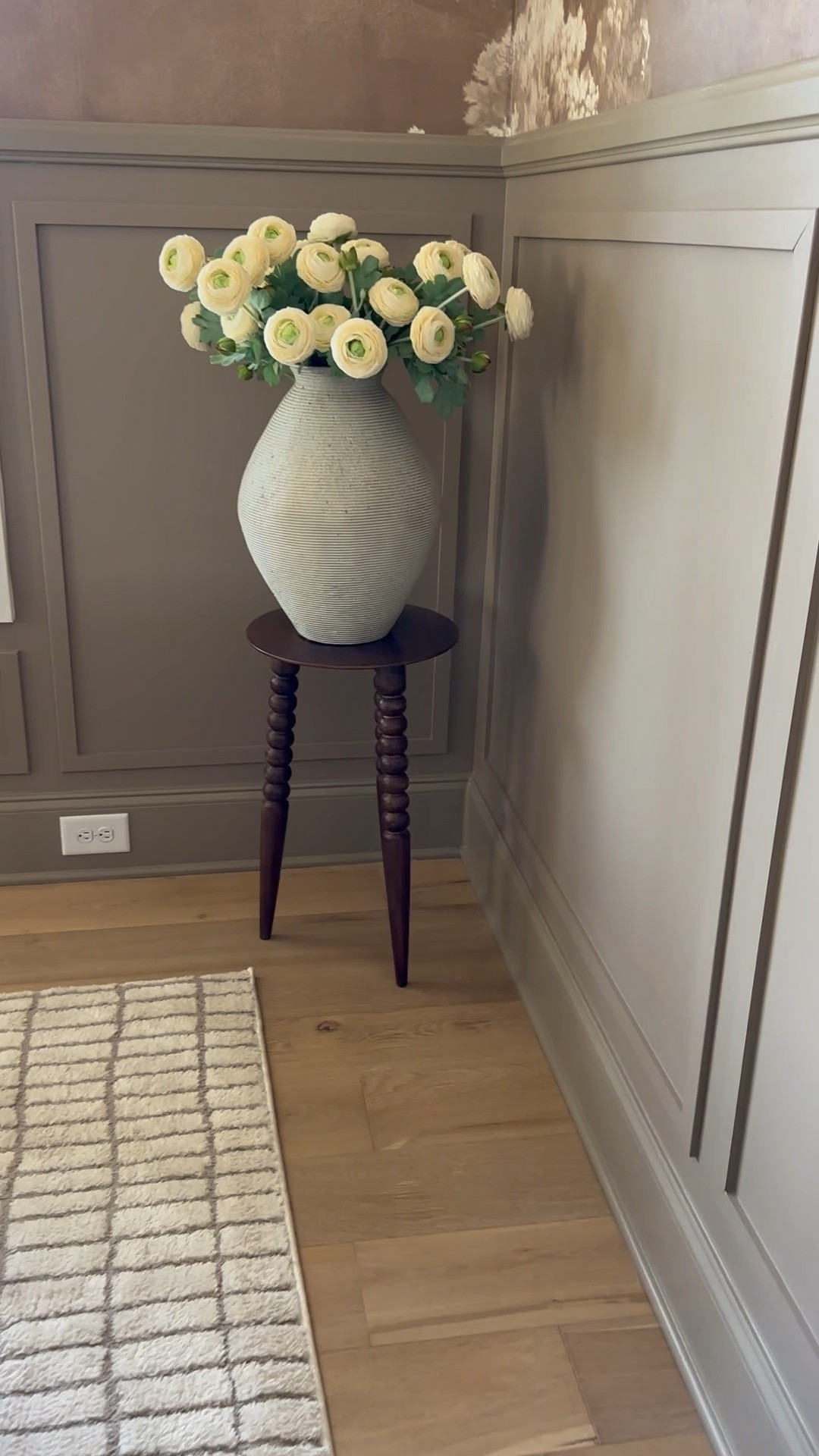 My accent table is on sale!
Wayfair
Dining room
Living room 

#LTKWatchNow #LTKSaleAlert #LTKHome