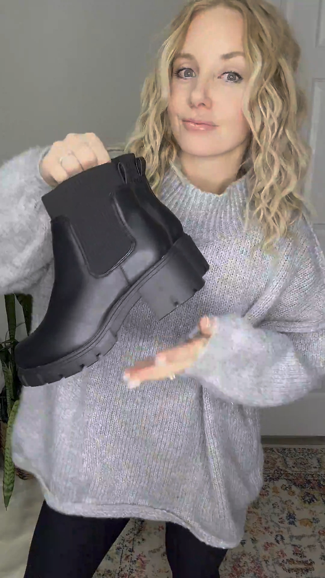 Layered winter outfit idea from amazon — long sleeve black tee, oversized grey sweater (runs big, wearing a small) leggings, and black Chelsea boots






Winter outfit
Winter fashion
Amazon winter outfits
Trending winter fashion 
 casual winter outfits | winter fashion | size 4-6 | cold weather outfits | winter outfit ideas | layering outfit for the cold| winter fashion 2026 | outfit inspo | outfit ideas | winter outfits amazon  | casual outfit Ideas  | Outfits | Amazon Casual Outfit | Cute casual outfits | Preppy Outfit

#LTKFindsUnder50 #LTKgrwm #LTKootd