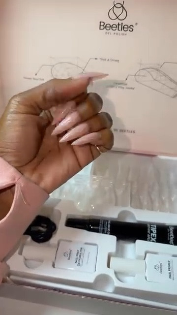 First time doing press-ons and @beetlesgelpolish 
made it too easy
Be honest how did I do?💅🏾 👀
#beetlesgelpolish 
#beetlestipex 
#pressonnails 
#diynails 
#stilettonails

#LTKselfcare #LTKootd #LTKBeauty
