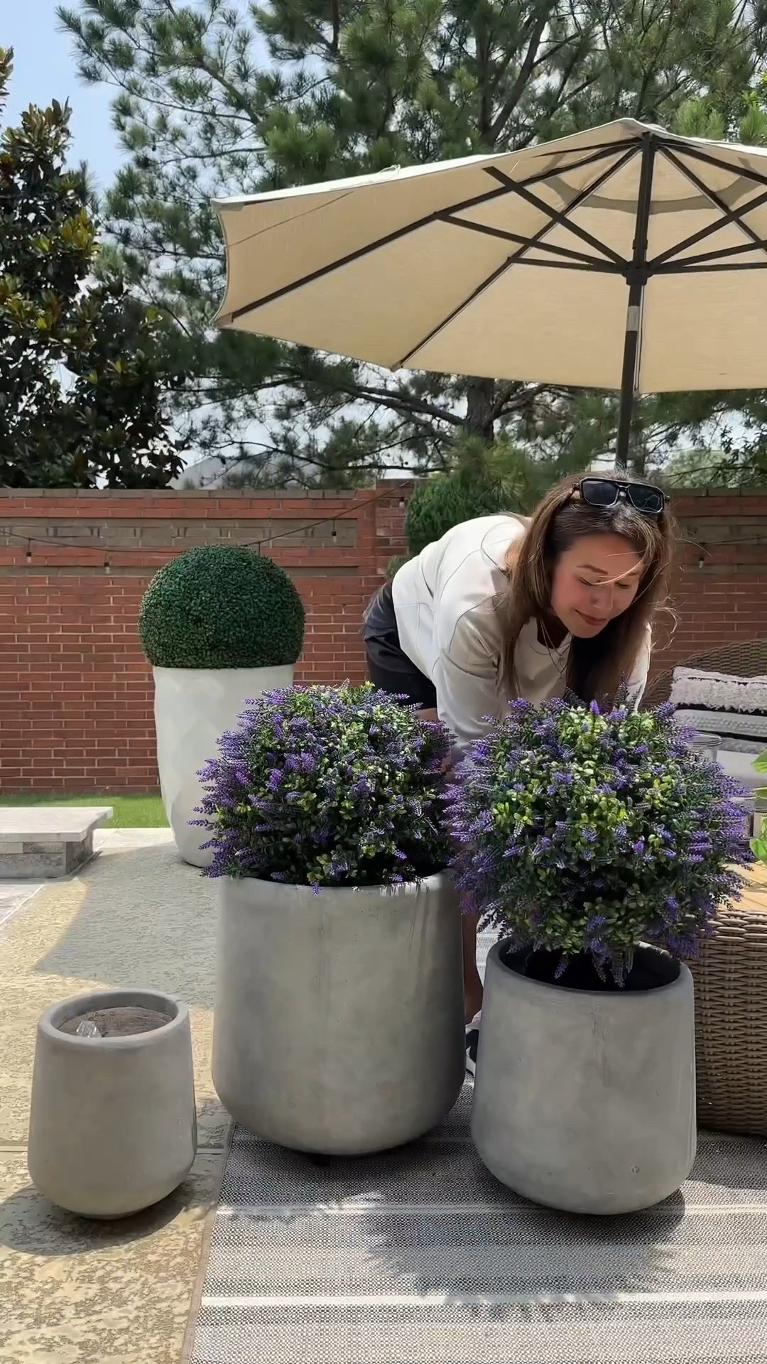 This Amazon set of 3 planters paired with these faux lavender topiaries and flowers is pure perfection! 🌿✨ No watering needed, and you can enjoy them season after season!#LTKWatchNow

#LTKSeasonal #LTKHome
