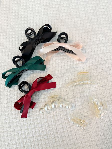 Cute hair accessories
Bows and pearls
Stocking stuffers 
Amazon finds 

#LTKHoliday #LTKSeasonal #LTKGiftGuide