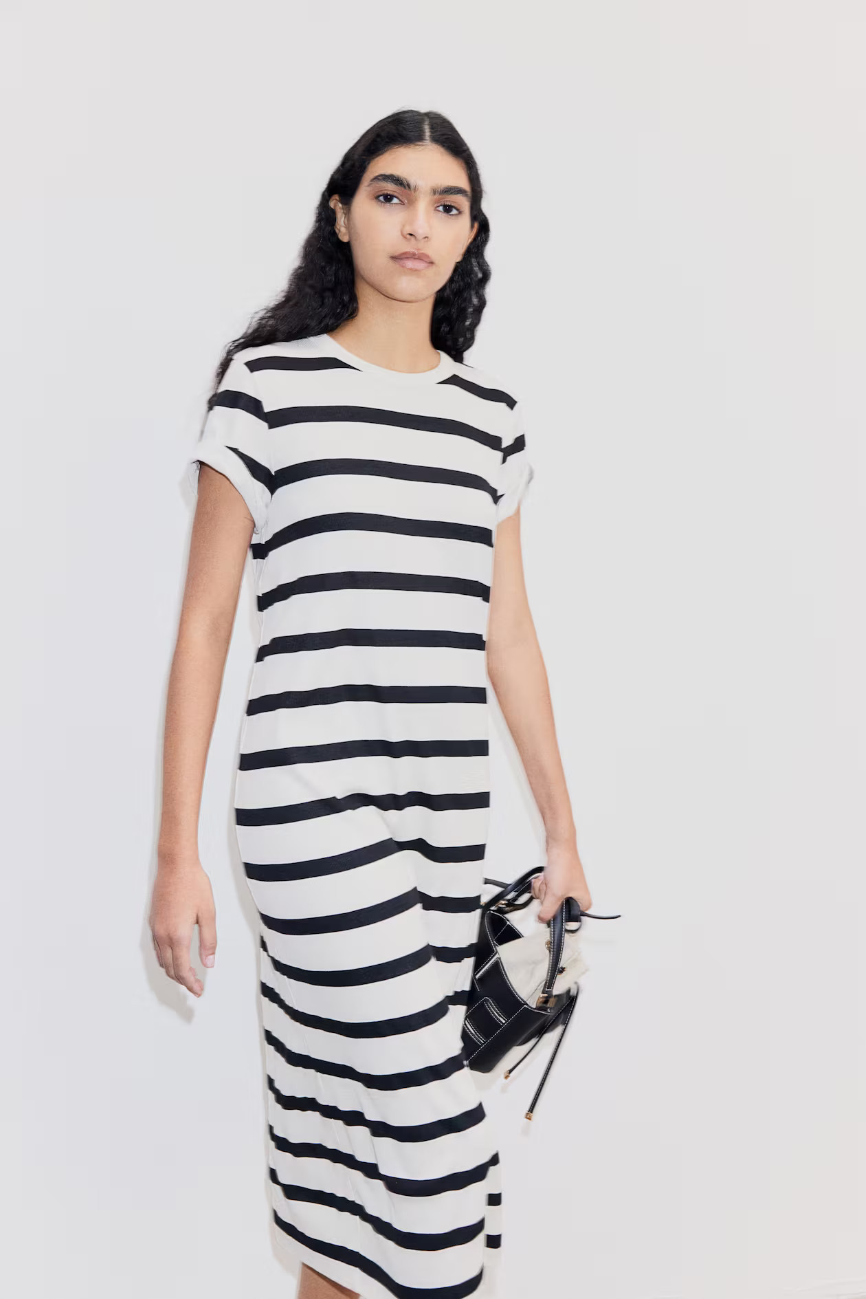 Geripptes Jerseykleid - Weiß/Gestreift - Ladies | H&M AT | H&M (DE, AT, CH, NL, FI)