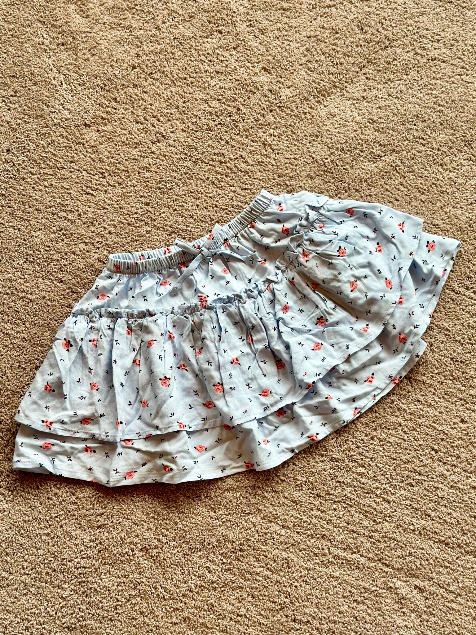 The cutest little girls tiered ruffle skirt! 🌸
#oldnavy #girls #girlsfashion #girlsskirt #skirt #tieredskirt #summer #like #comment #save #share #follow 

#LTKFindsUnder100 #LTKFindsUnder50 #LTKKids