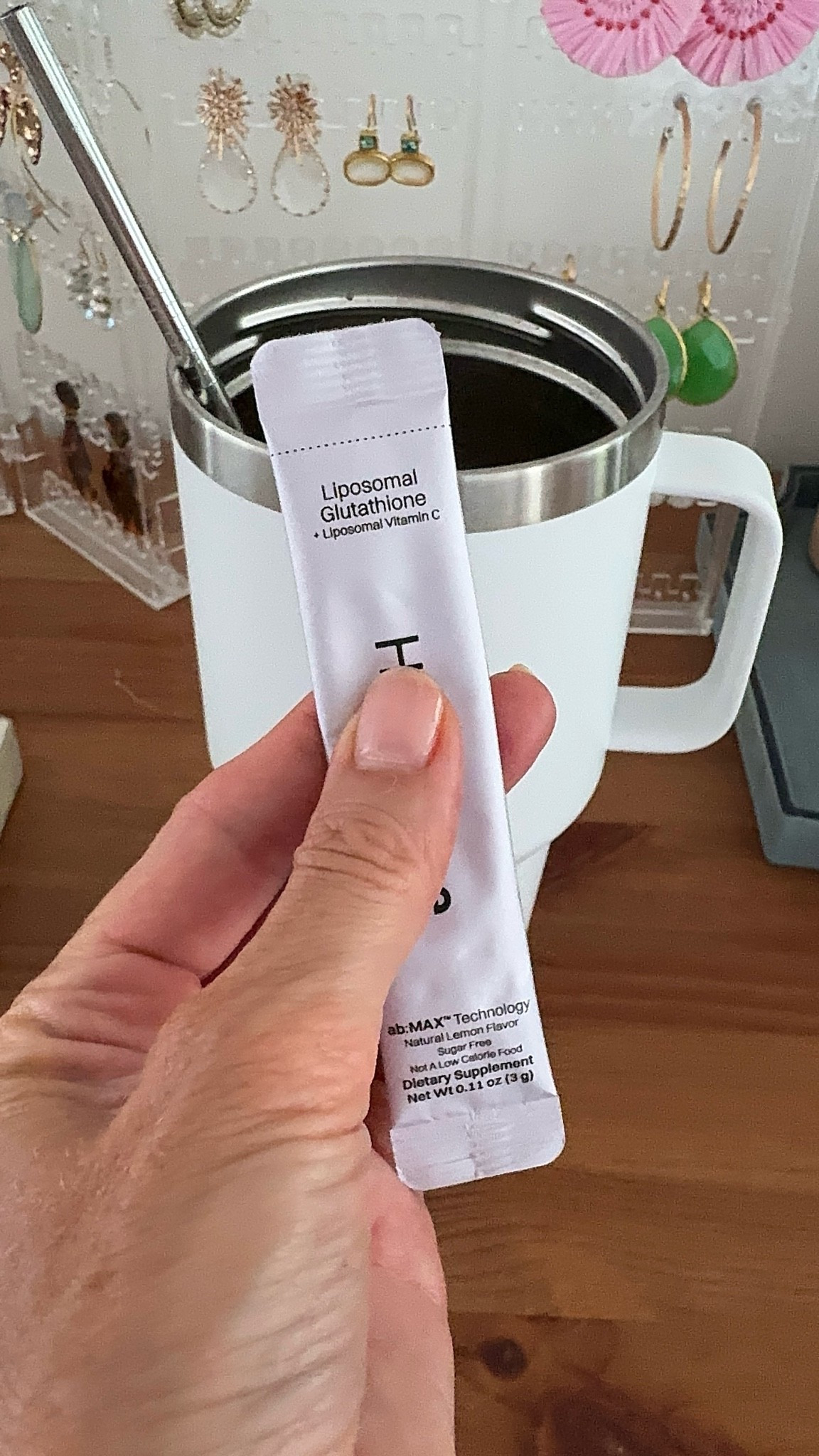 @ha.routine_usa #ad

I have heard so many great things about Lipsomal Glutathione and have tried several but couldn’t stay consistent for various reasons including taste, texture, etc. this one is fabulous and so easy to incorporate into my routine.

#LTKdayinmylife #LTKBeauty #LTKOver40