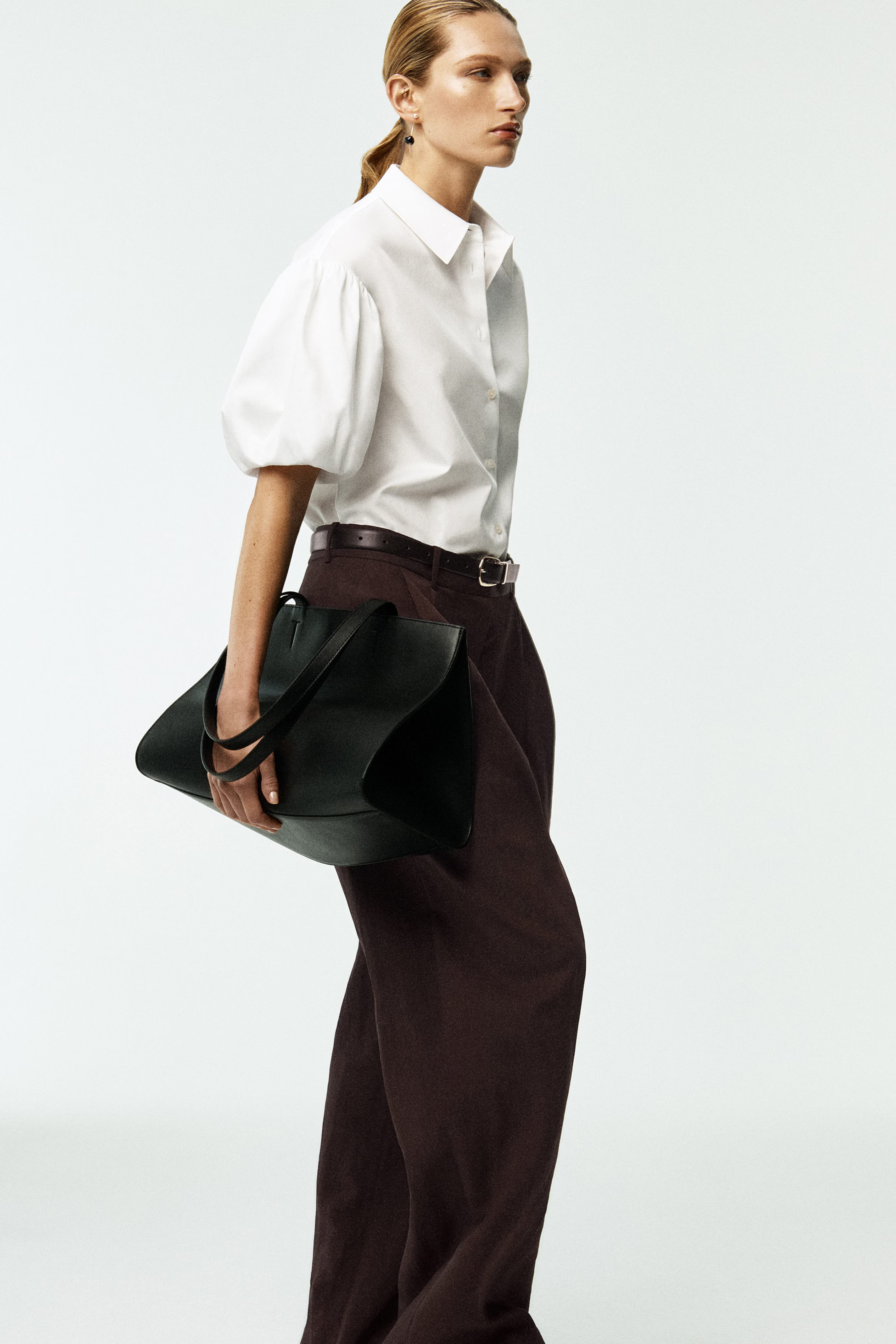 GALLERY TOTE BAG - LEATHER - BLACK | COS GB | COS UK