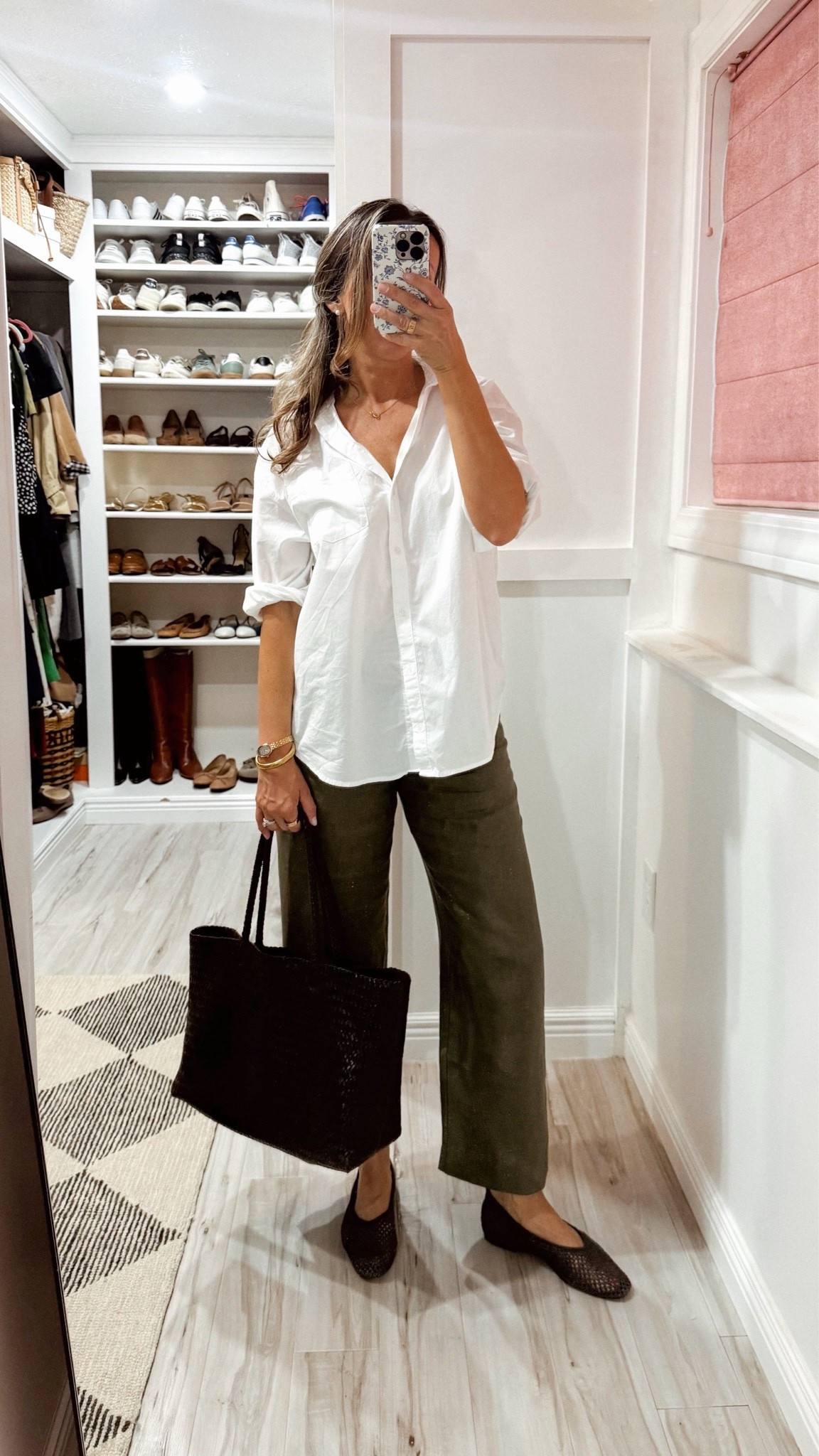 Linen pants. Cotton boyfriend button down (great price).  Mash flats.  My kinda outfit - effortless and chic!