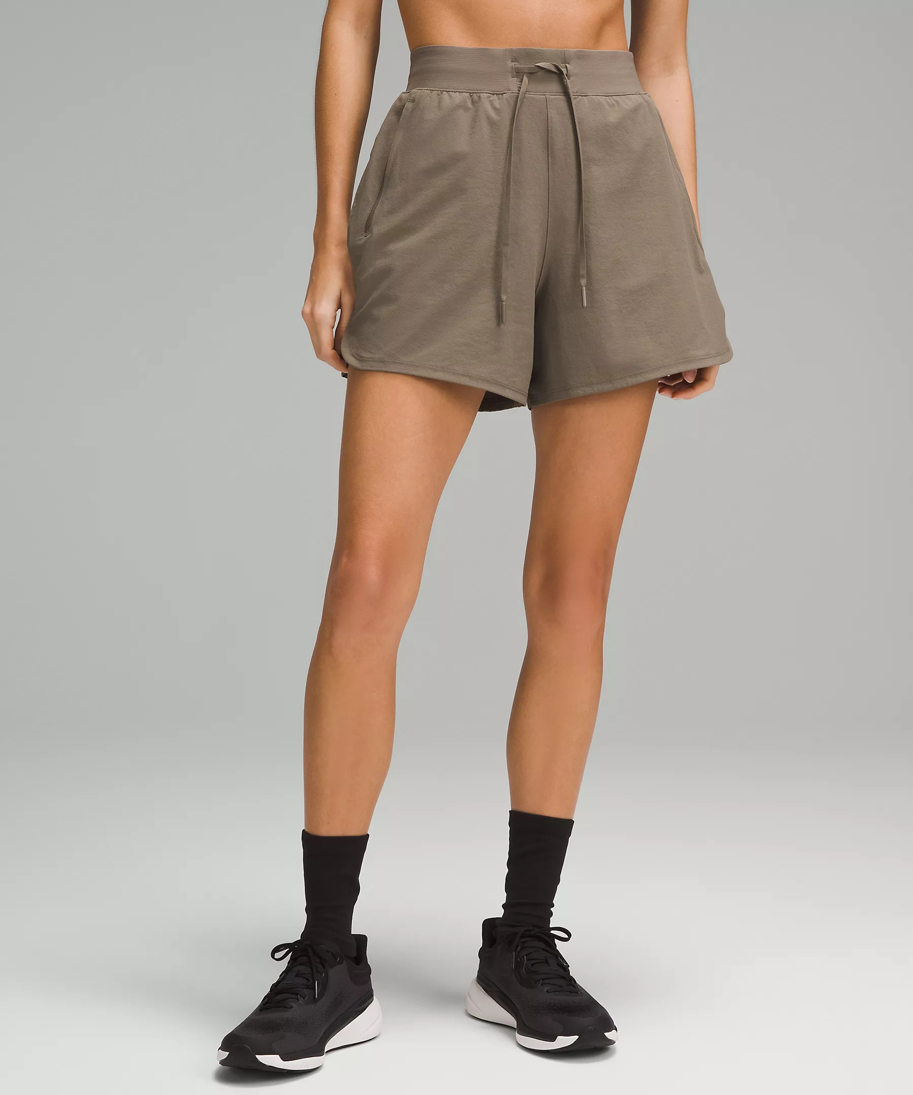 License to Train High-Rise Short 4" | Women's Shorts | lululemon | Lululemon (US)