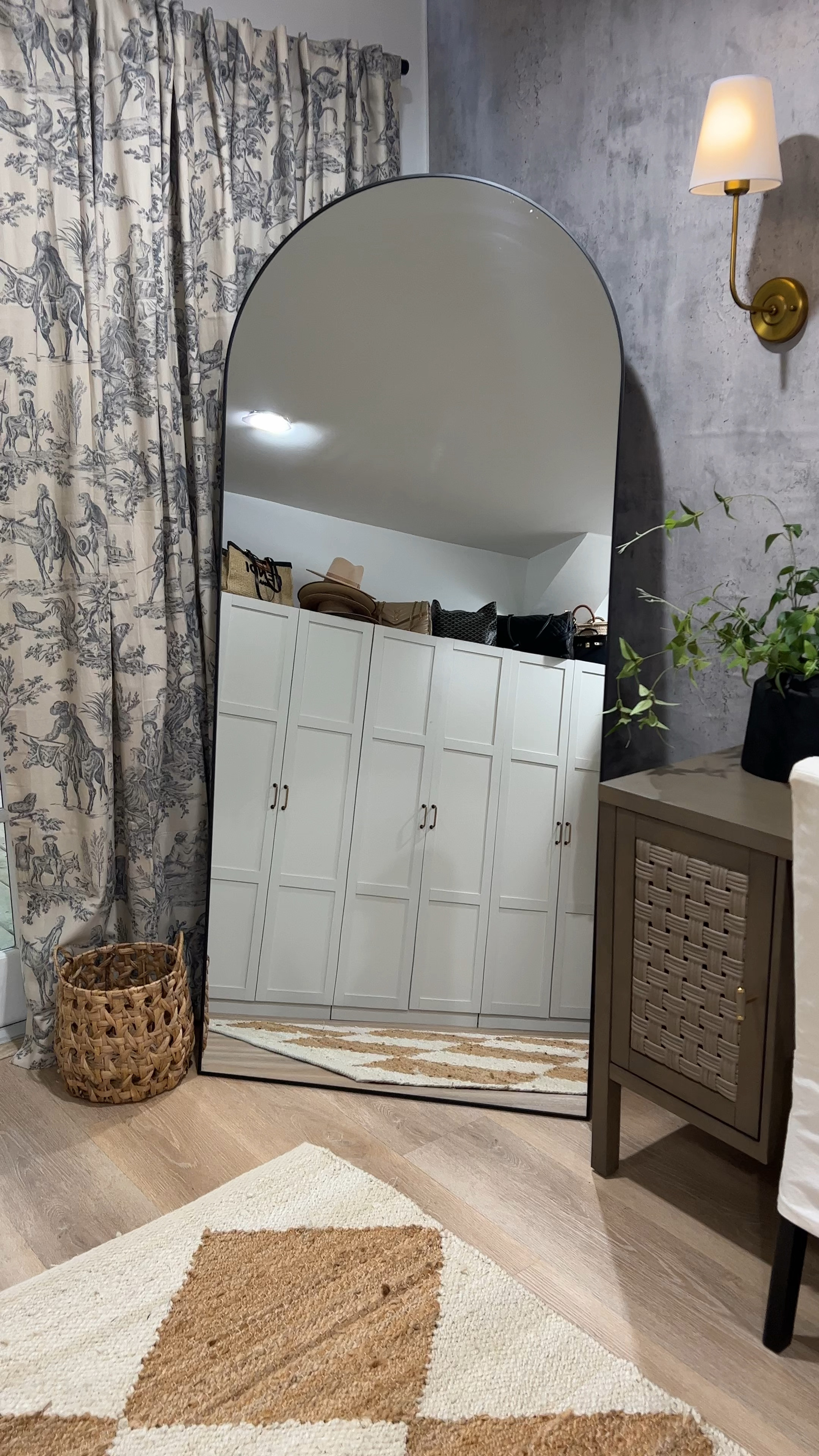 Amazon mirror is huge and lightweight 
Pants Set: in a small buttery soft! 

#amazonfashion #amazonfinds

#LTKswim #LTKsalealert #LTKhome