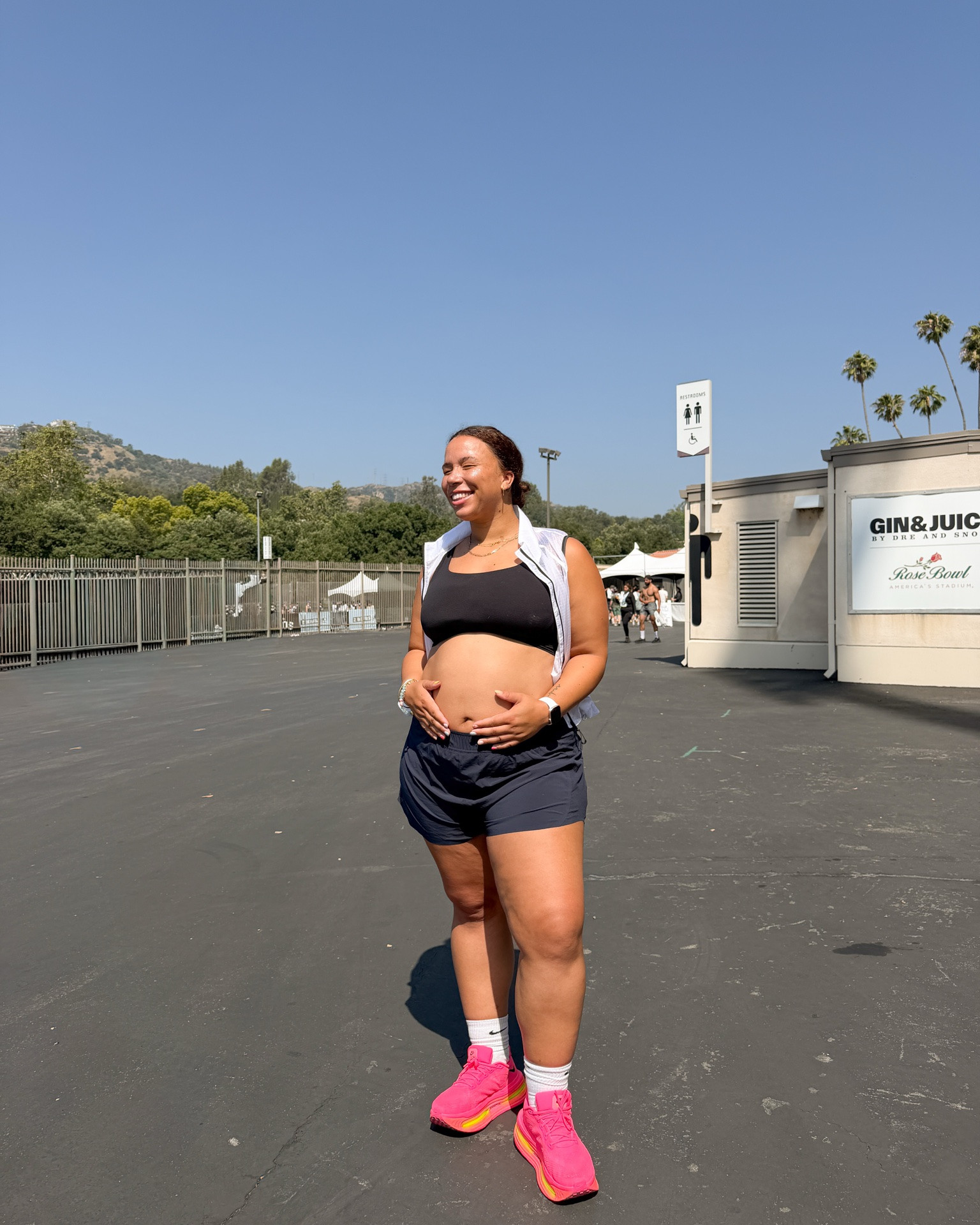 wearing a size xl 🤍✨

#LTKootd #LTKBump #LTKActive
