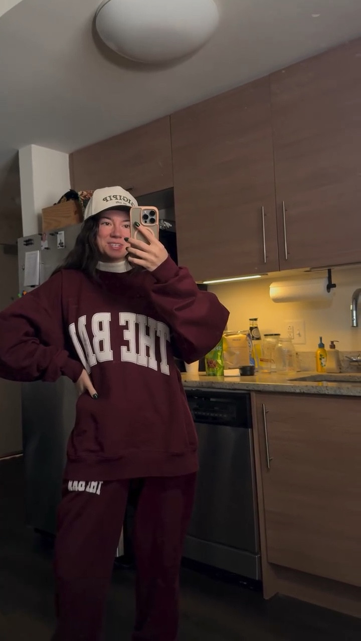 Comment “GIGIPIP” for my outfit details 🤎 This exact hat is currently 20% off! And honestly… this hat would make the perfect holiday gift for any cozy, cool-girl on your list.

Saturday OOTD: matching sweatsuit, my new Gigi Pip trucker hat (the green literally matches my nails right now), and a very excited Pancake who insisted on riding in her stroller like the princess she is.

We wandered through a little Philly holiday market featuring a drum line, a few vendors, a couple food trucks, and a DJ playing all the holiday classics, basically my ideal winter vibe. Cozy, cute, and chaotic in the best way.

If you need a hat you can throw on with anything— errands, markets, “I have to leave the house but make it cute, this one is suddenly my whole personality.

📍@eastmarketphl 
Philadelphia

✨ Comment “GIGIPIP” or “SHOP” for the links.
✨ Follow @rachel.corridean for more OOTDs, movie-nostalgia styling, and Philly life.
.
.
.
@gigipip #gigiootd

I’m Rachel Corridean — a Philly-based fashion & lifestyle creator sharing shoppable style inspo with a nostalgic, cinematic twist.

gigipip trucker hat outfit, winter ootd 2025, philly winter style, matching sweatsuit outfit, casual holiday market outfit, green trucker hat aesthetic, gigipip review, everyday lifestyle creator outfits, philly influencer style, cozy winter fashion inspo, holiday gift idea