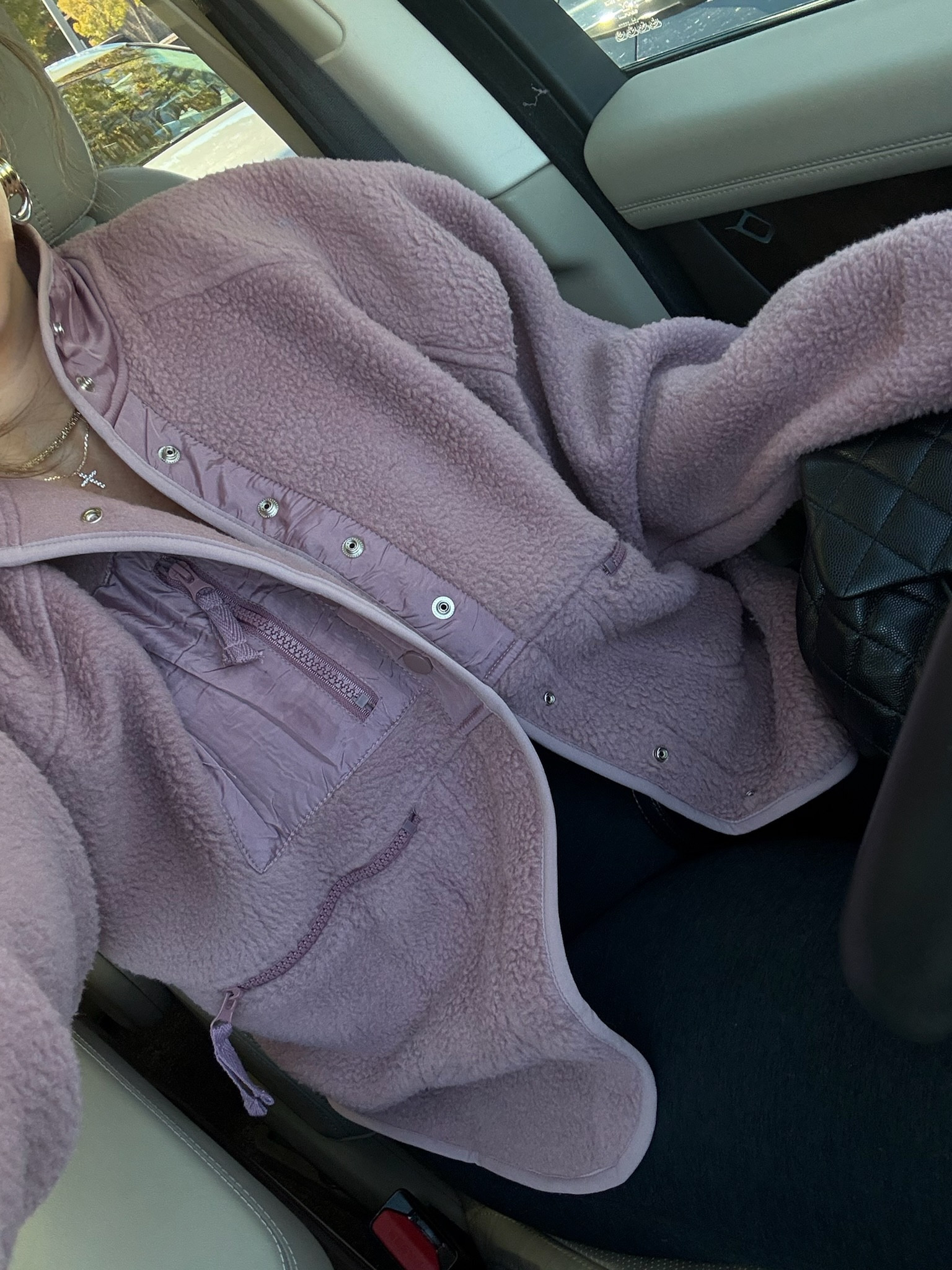 Under $100 fleece, shown in a medium in dusty pink color.

#fall #casual 