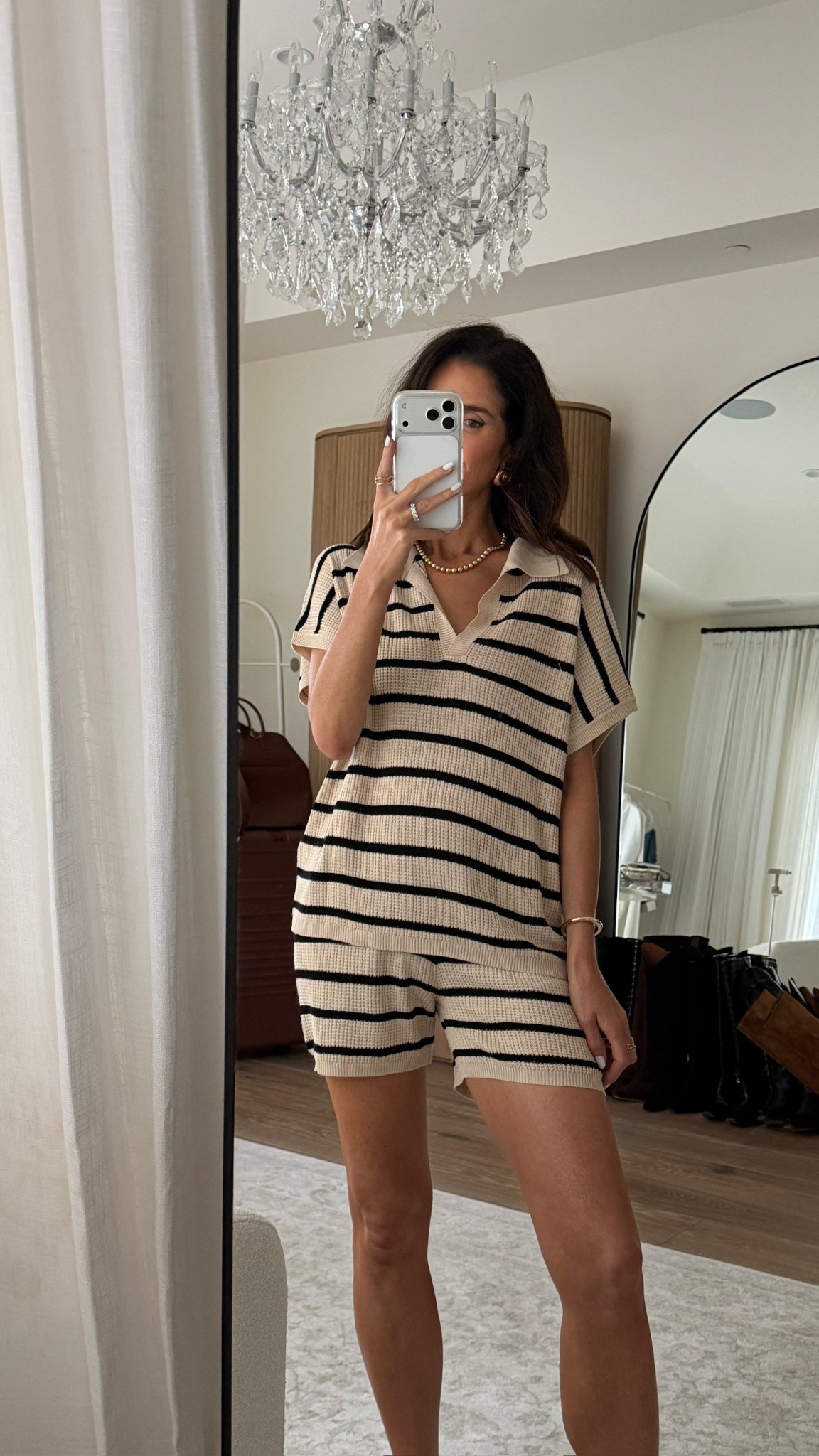 You girls know that I love matching sets and this one is great for warmer days. I’m just shy of 5-7” wearing the size small #stylinbyaylin #aylin #matchingset #amazon

#LTKootd #LTKSeasonal #LTKTravel