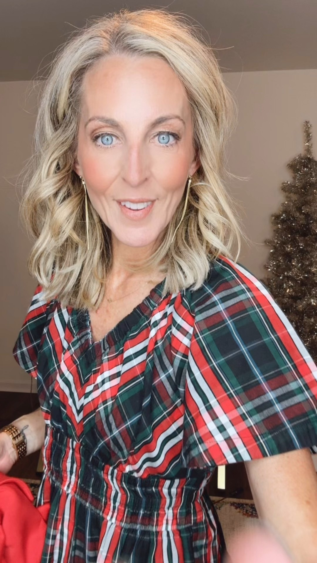 I’m partnering with Walmart to share outfits that work as hard as you do — because between errands, work, college-mom life, and all the things, we deserve pieces that actually show up for us. Comment WALMART and I’ll send the links straight to you.
-
These Walmart scuba-knit blazers are truly some of my favorites this season. They’re all under $25, they layer beautifully over pieces we already have in our closets, and they instantly pull an outfit together without feeling stiff or fussy. And if you’re looking for a little “smart splurge,” this gray coat-blazer from Free Assembly is worth every bit of its $40 price tag — warm, structured, and the perfect partner to your favorite denim.

From plaid to stripes to leopard to a classic black knit dress… every single one of these looks is from Walmart and linked up for you in my LTK.

#walmartpartner #walmartstyle @walmartstyle @walmart 

Sizing 
Dresses - xs
Jeans - size zero 
Blazers - scuba knit - small 
Gray blazer - XS 
.
.
.

Affordable blazers for fall, Walmart workwear, blazer outfit ideas for women over 40, teacher outfit ideas, fall layering essentials, budget-friendly fall fashion, Walmart Free Assembly favorites, everyday outfits for busy moms, versatile fall wardrobe staples, easy fall outfits.


#LTKHoliday #LTKOver40 #LTKSaleAlert