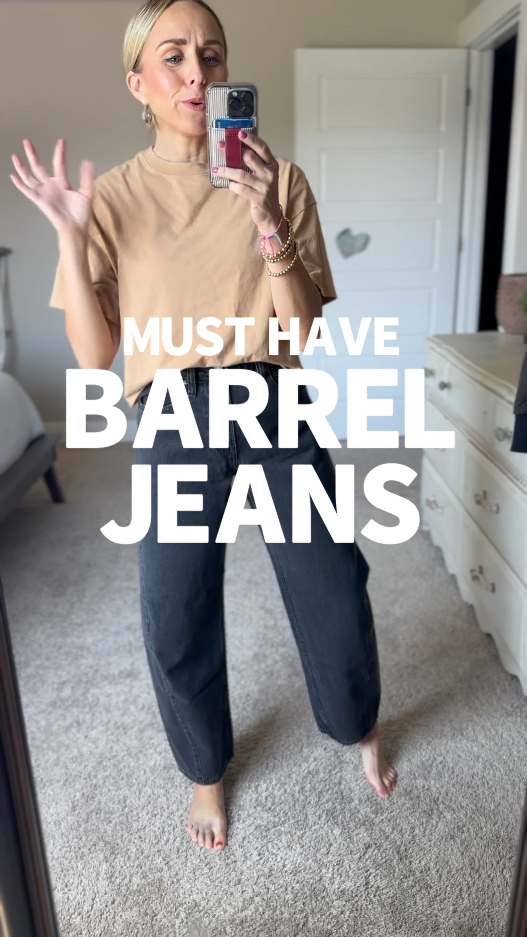 These barrel jeans are an actual perfect 10! Fit, wash, details are all fantastic!  The perfect jeans for fall and the perfect addition to every fall outfit.

True to size! 

I’m wearing a 26 Short 

#LTKStyleTip #LTKSeasonal #LTKFindsUnder100