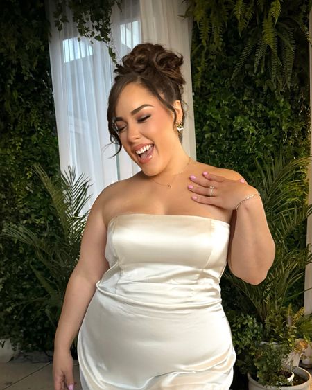 Bridal OOTN for Watters New York Bridal Fashion Week Collection Preview last night 🤍 got this Abercrombie dress in their wedding shop last year so it’s unfortunately no longer available  Wearing size XL

#LTKplussize #LTKmidsize #LTKstyletip
