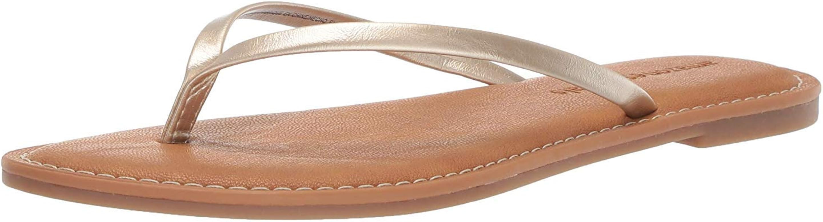Amazon.com: Amazon Essentials Women's Thong Sandal, Gold, 8 B US: Clothing | Amazon (US)
