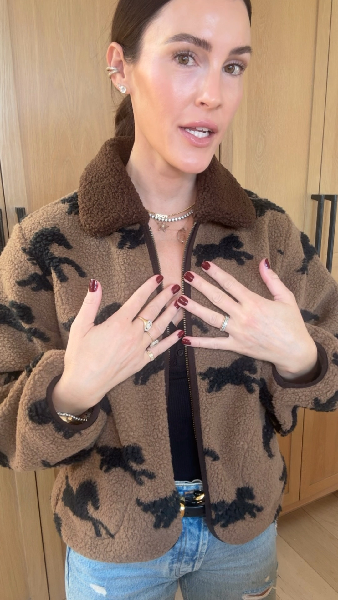 Today fall outfit 🤎🐻 wearing a small in the pony Teddy jacket and black Henley. TTS in my fave denim jeans 👖 paired with gorgeous diamond earrings - $58!!✨✨



#LTKFindsUnder100 #LTKSeasonal