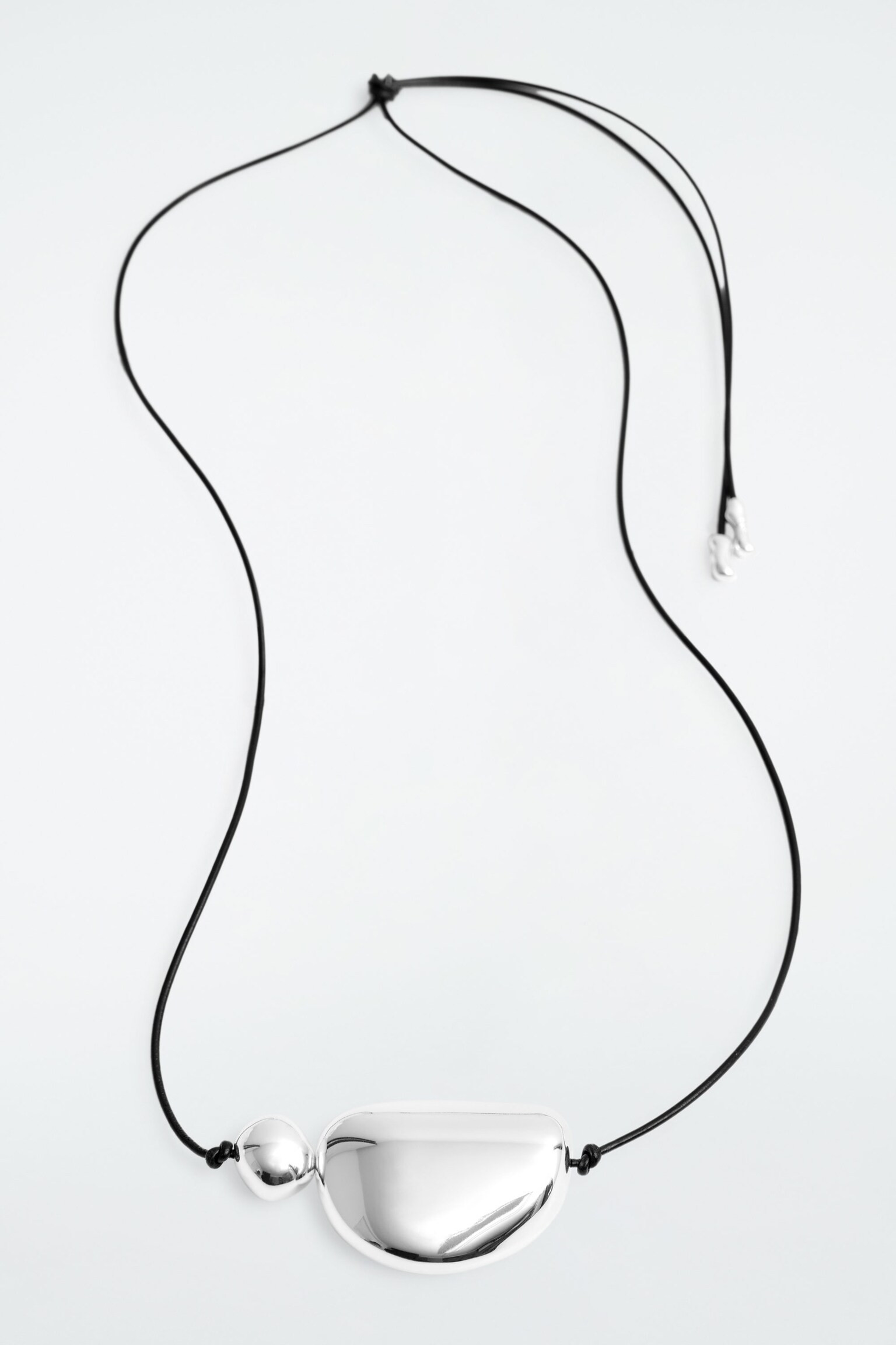LEATHER CORD PEBBLE PENDANT NECKLACE | COS (AU)