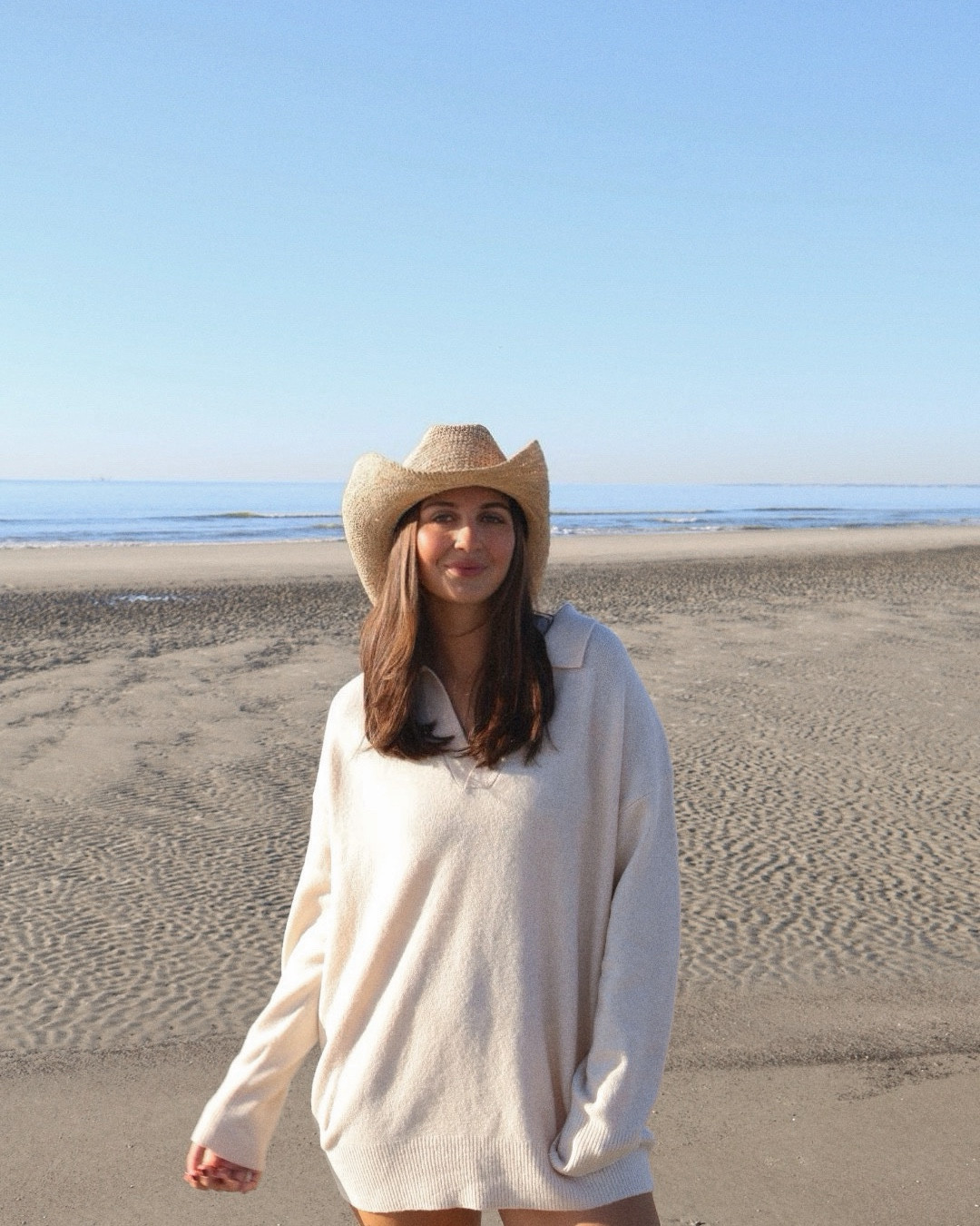 can’t stay away from the beach 🤎 

#LTKFindsUnder100 #LTKTravel #LTKStyleTip
