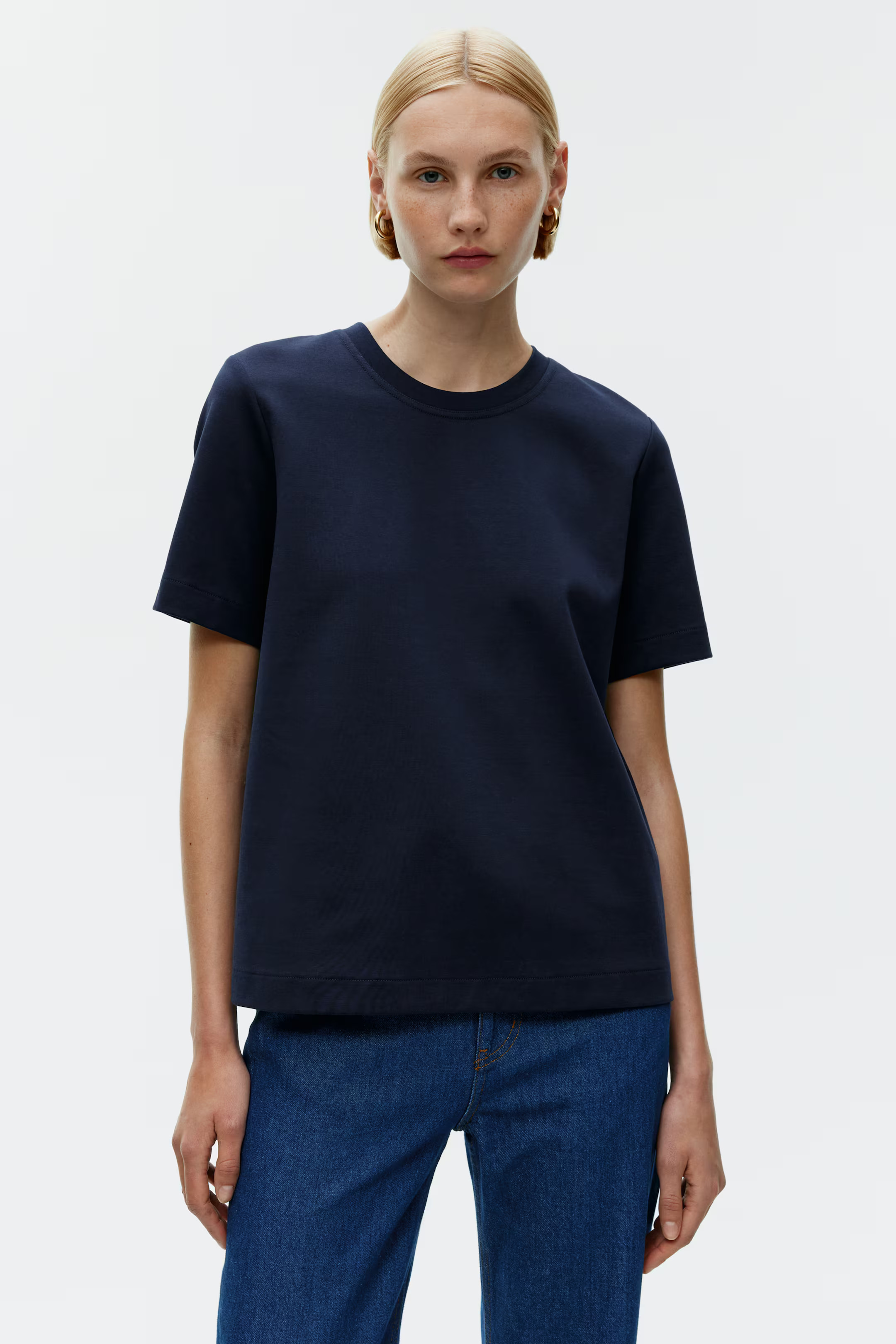 Schweres T-Shirt | H&M (DE, AT, CH, NL, FI)