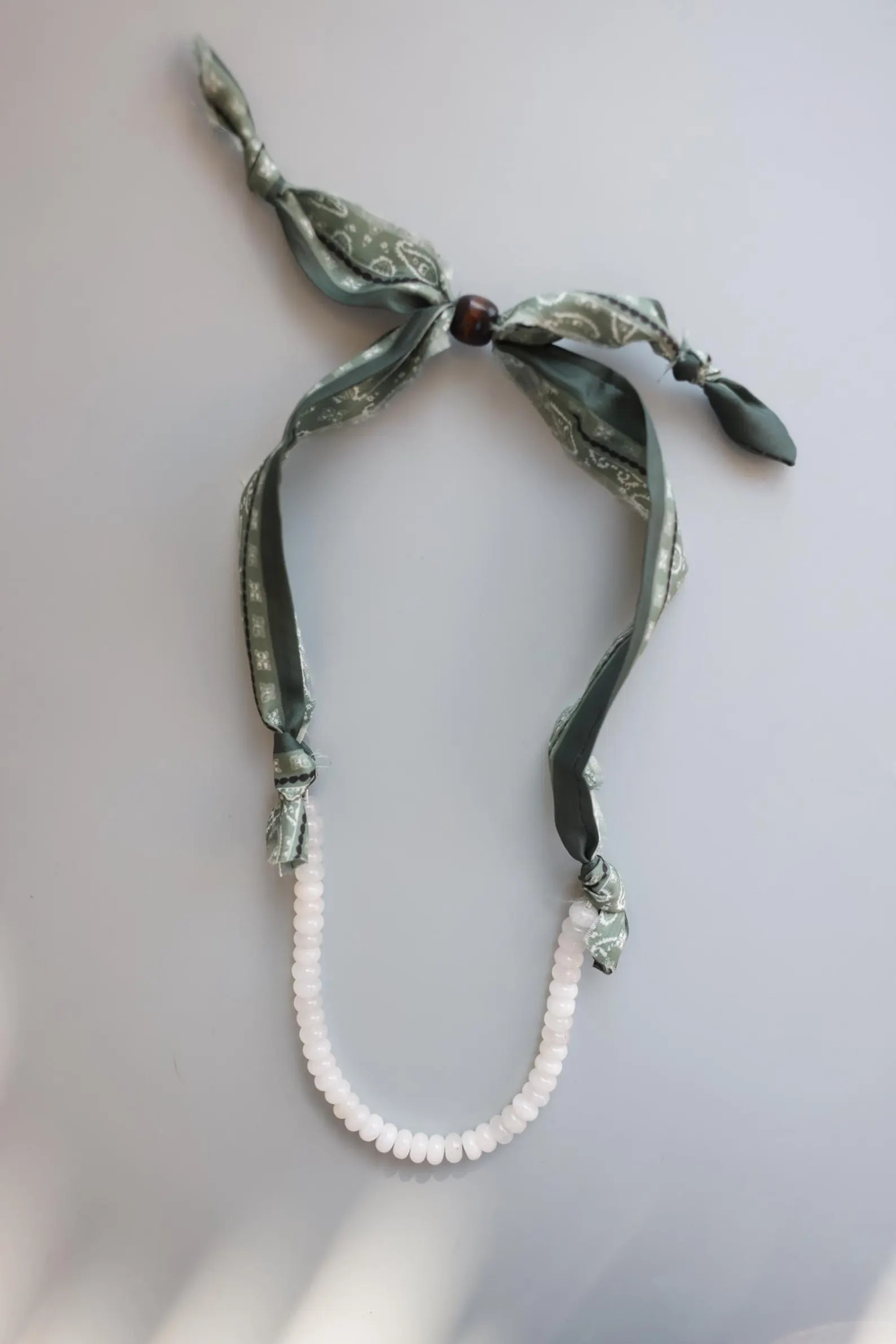 White Jade Bandana Necklace - Etsy | Etsy (US)