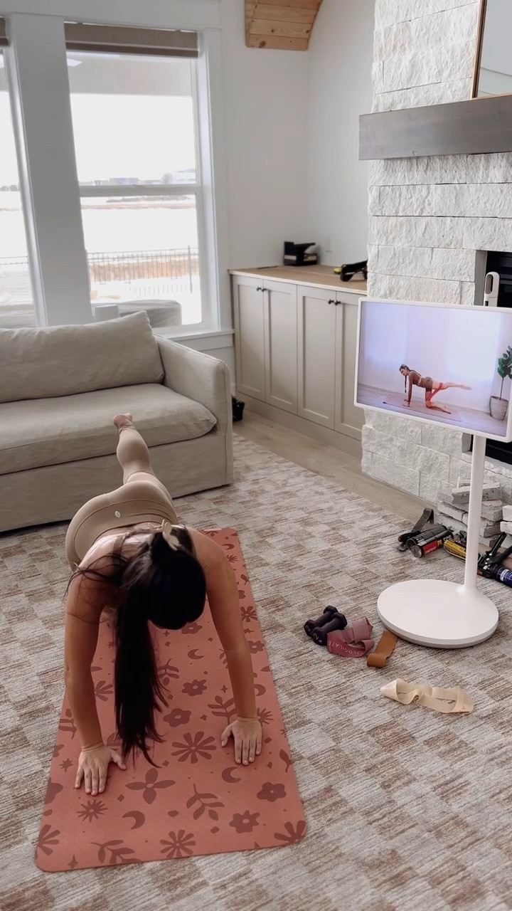 Sneaking in a workout during naptime! The EASIEST setup with this rolling TV! It's hard to get working out to stick - but this has been IT 👏🏽

#LTKActive #LTKHome #LTKFindsUnder100