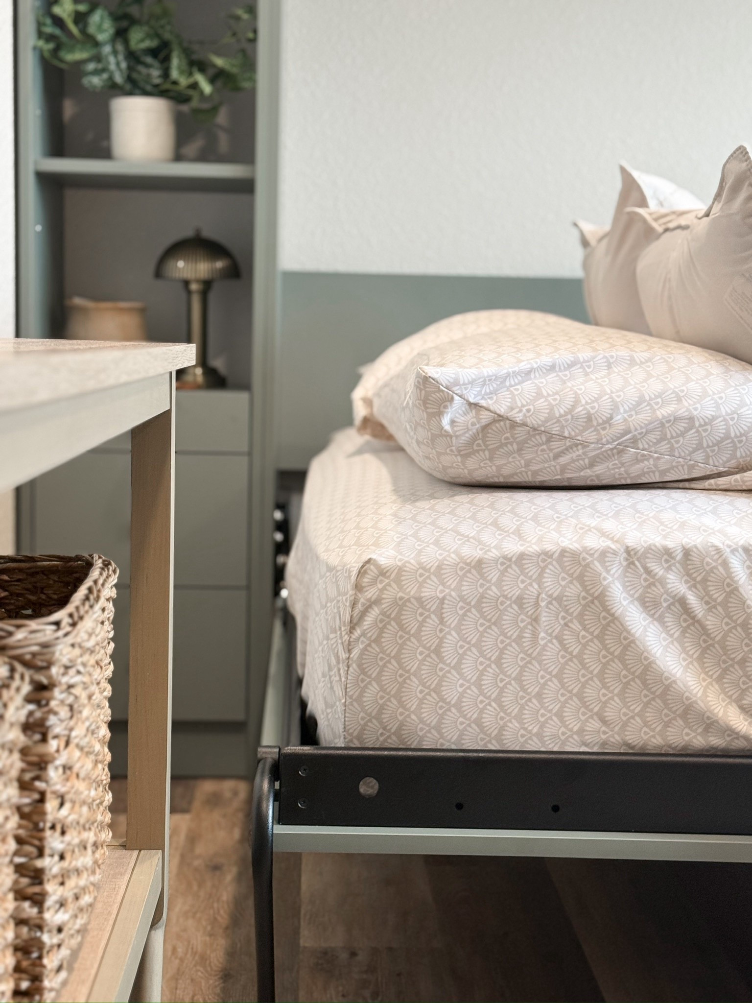 His Home Office Design
Murphy Bed Office

#LTKHome