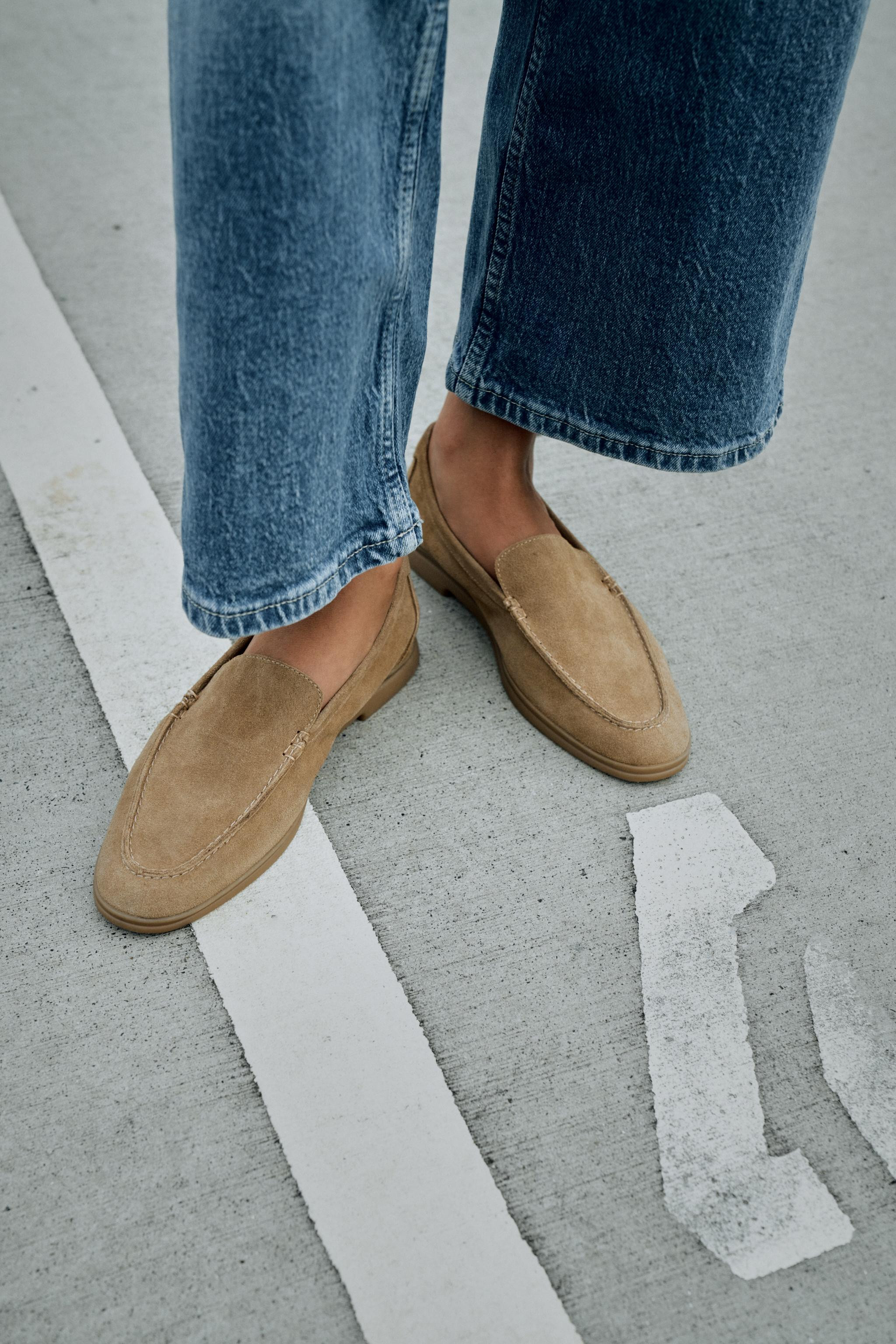 FLAT SPLIT SUEDE LOAFERS | Zara UK
