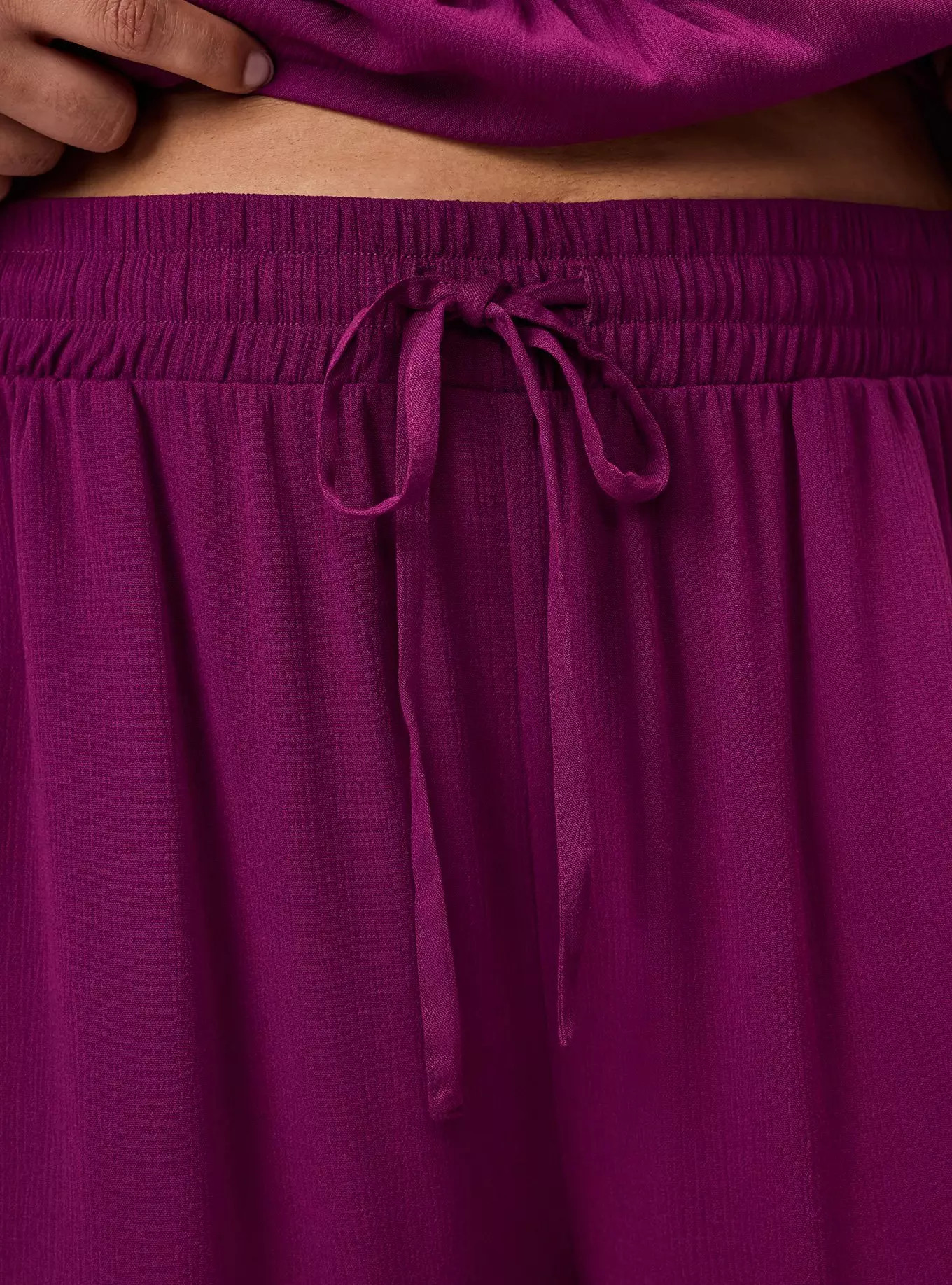 Split Seam Wide-Leg Gauze Pant | Torrid (US & Canada)