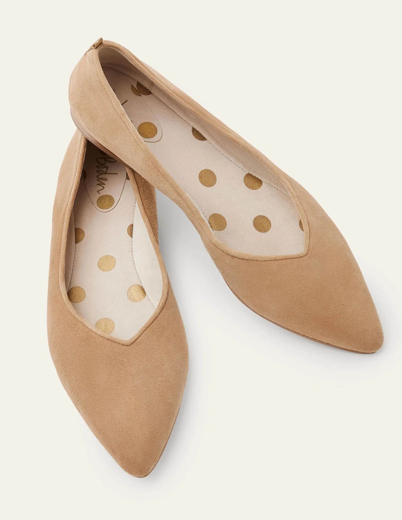 Julia Pointed Flats | Boden (UK & IE)