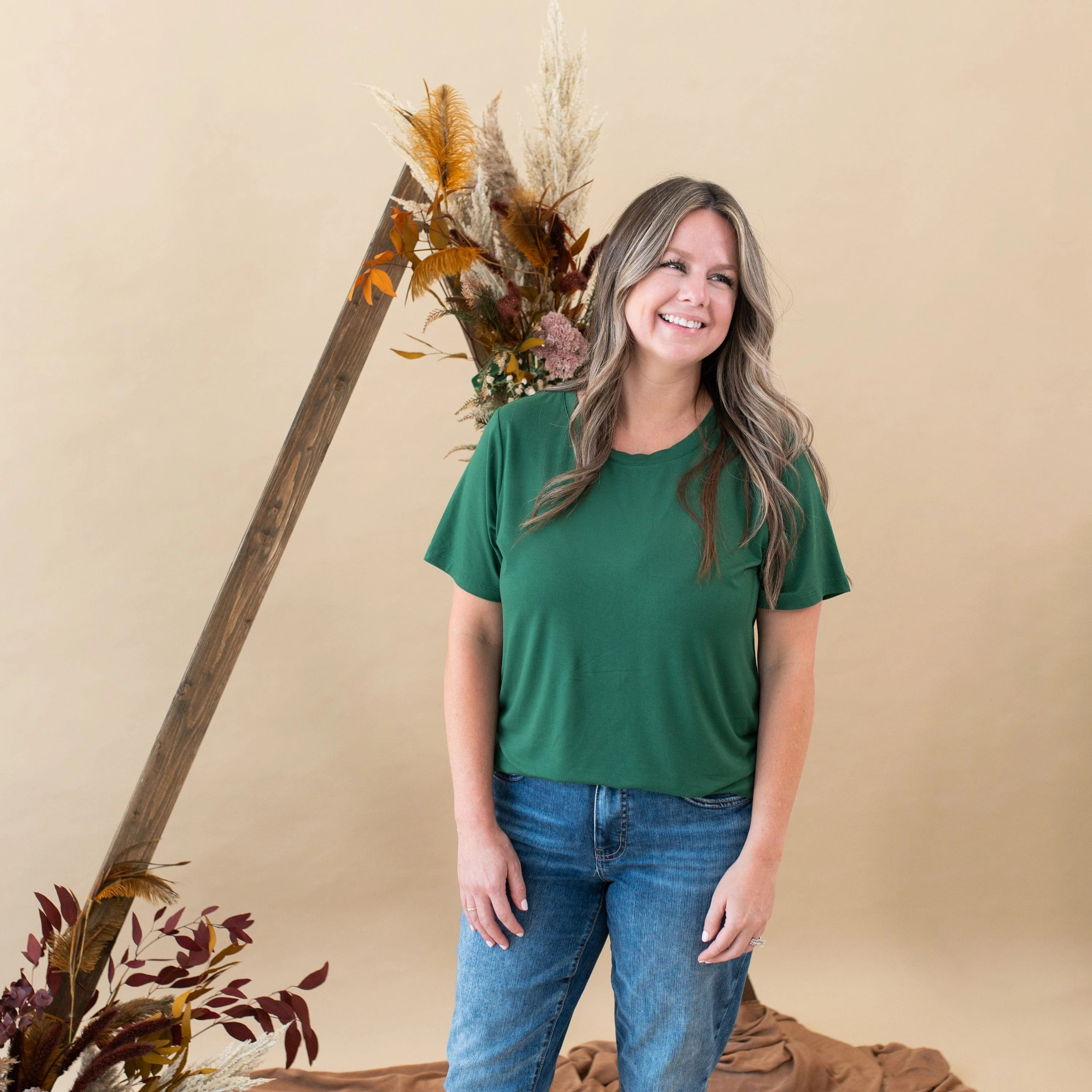 Women's Crew Neck Tee in Forest | Kyte BABY