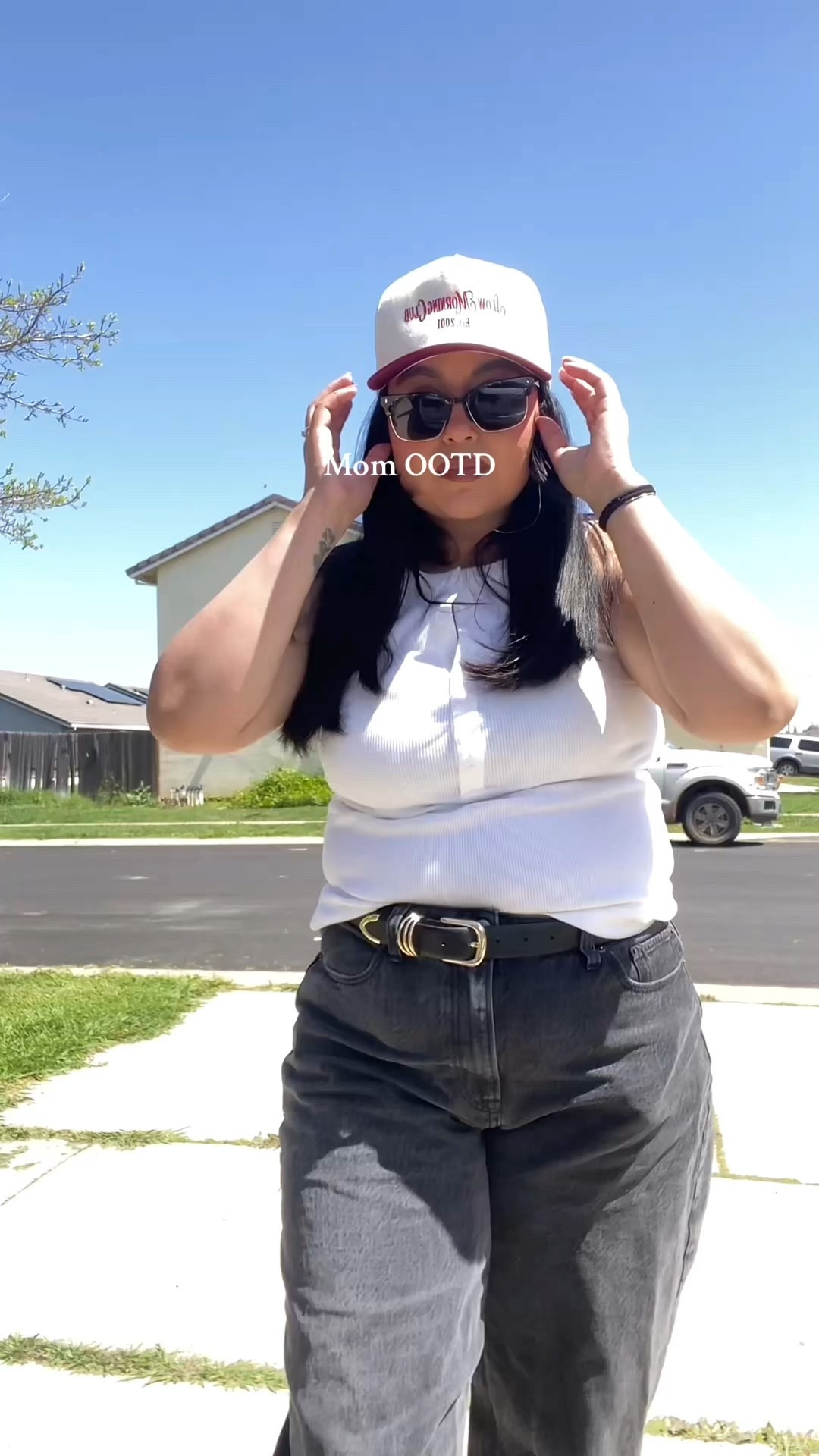 saturday ootd


#LTKStyleTip #LTKFindsUnder100 #LTKMidsize