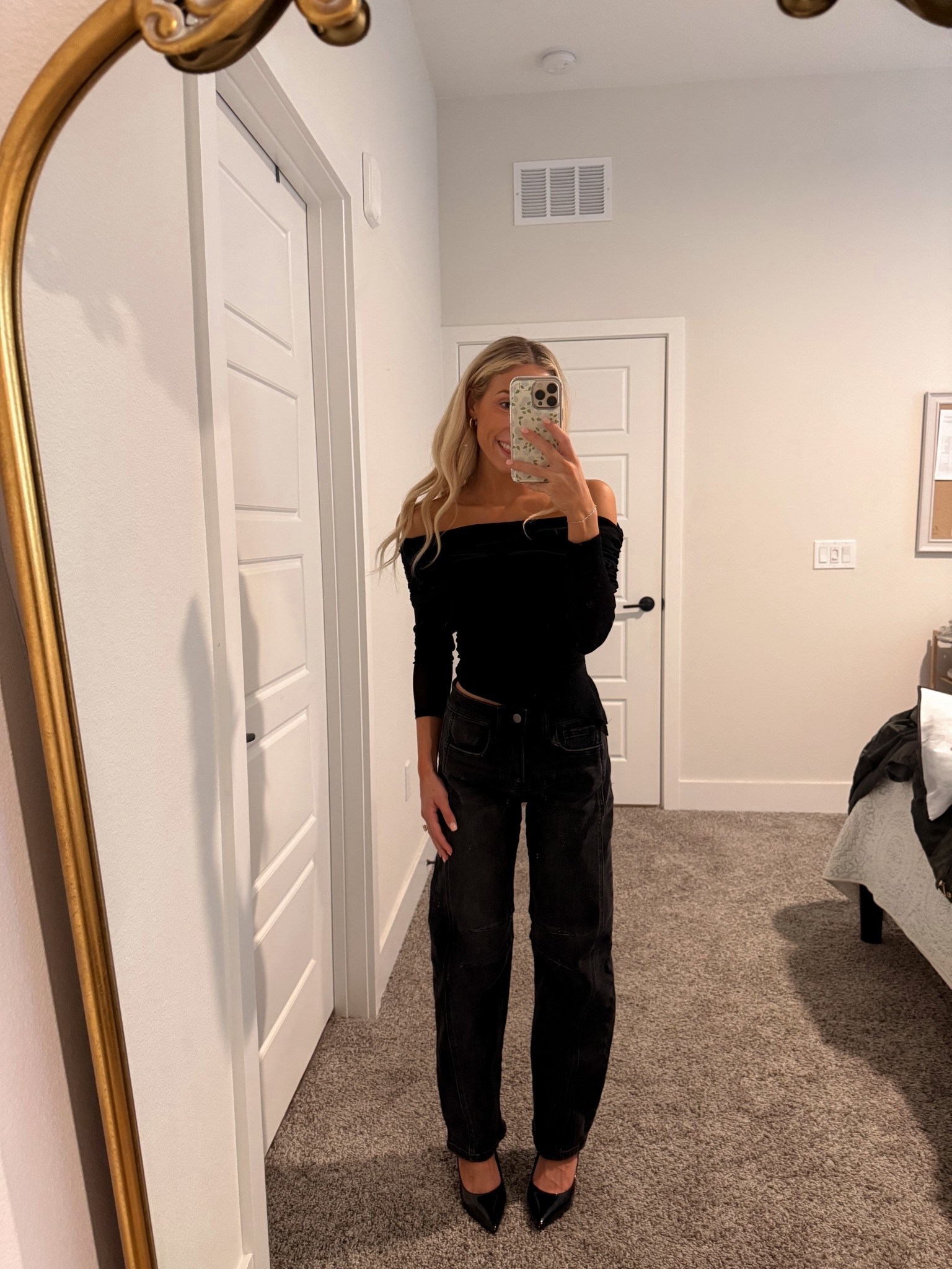 @VICI  
“ANSLEYSAVE30” for 30% off

#LTKgrwm #LTKootd #LTKPetite