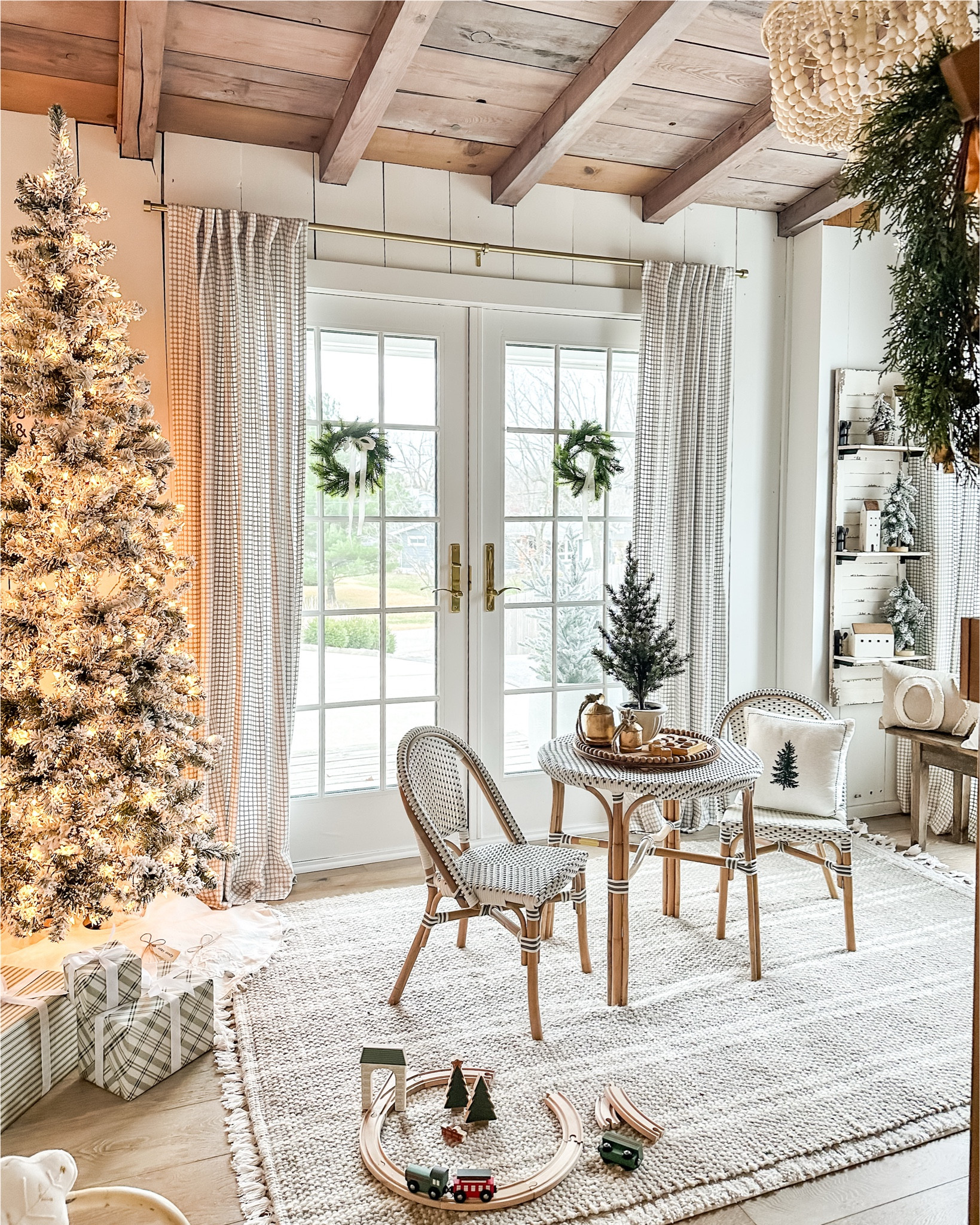 Christmas Bunk Room Views🎄✨

Bunk beds, kids bedroom, flocked christmas tree, neutral decor, christmas decor, mini wreath, target curtains, amazon, pottery barn, 


#LTKHome #LTKHoliday #LTKFamily