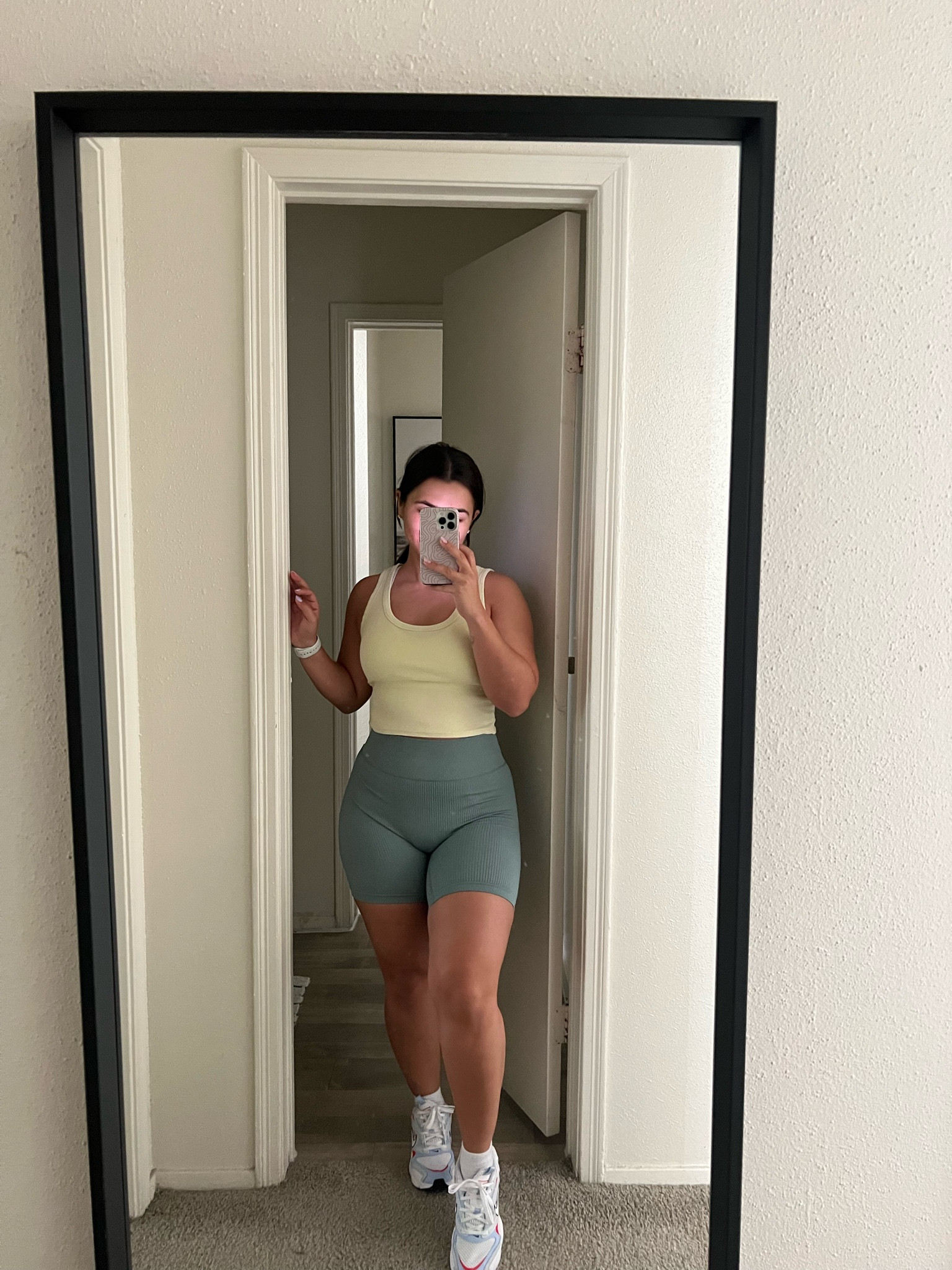 SPRING WORKOUT OUTFIT


#LTKfit #LTKunder50 #LTKSeasonal