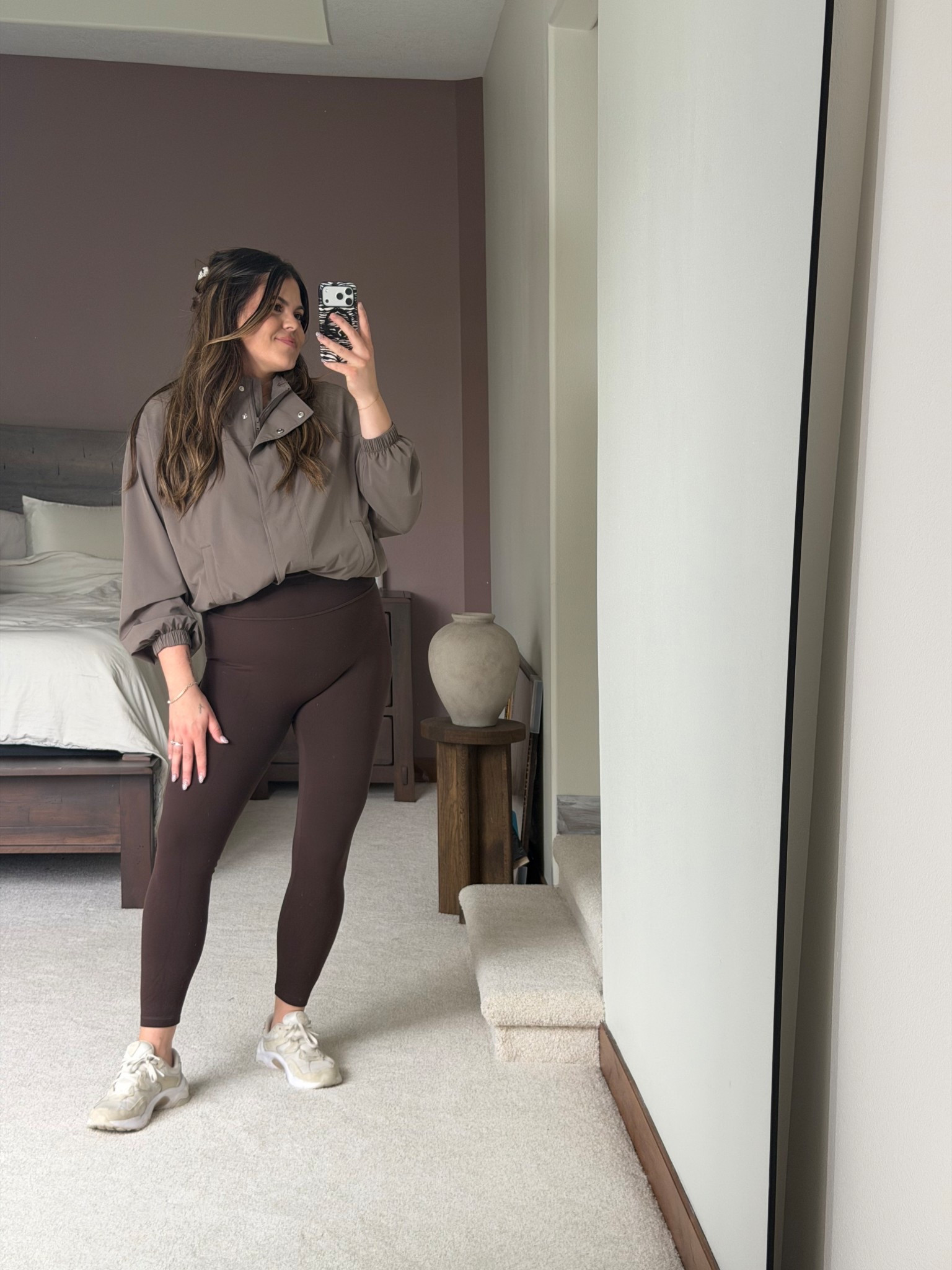 Sports mom on the go outfit! These are some of my favorite seamless high waisted leggings (yup no camel toe) and they don’t roll down. A really wide waistband so they’re flattering on the thick tummy too. 

Workout, Pilates, running, walk, soccer mom, sports mom, midsize, thick tongue approved, size 12, size 14 ￼