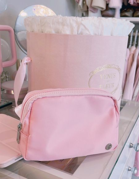 The cutest Pink bum bag 

#LTKunder50 #LTKFind #LTKFitness