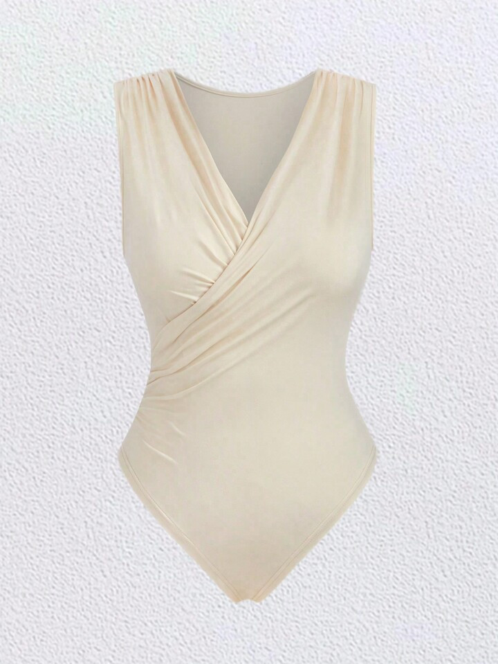 SHEIN Privé Plus Size Women's Solid Color Simple Daily Wear Sleeveless Bodysuit | SHEIN