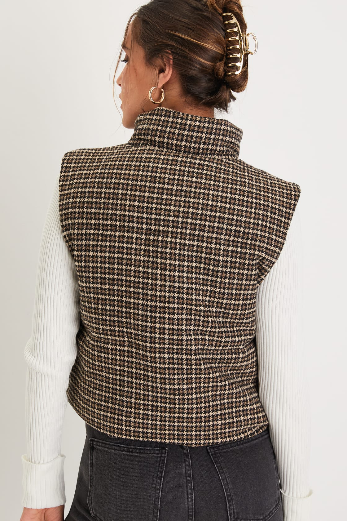 Cloud Nine Cutie Brown Houndstooth Cropped Puffer Vest | Lulus